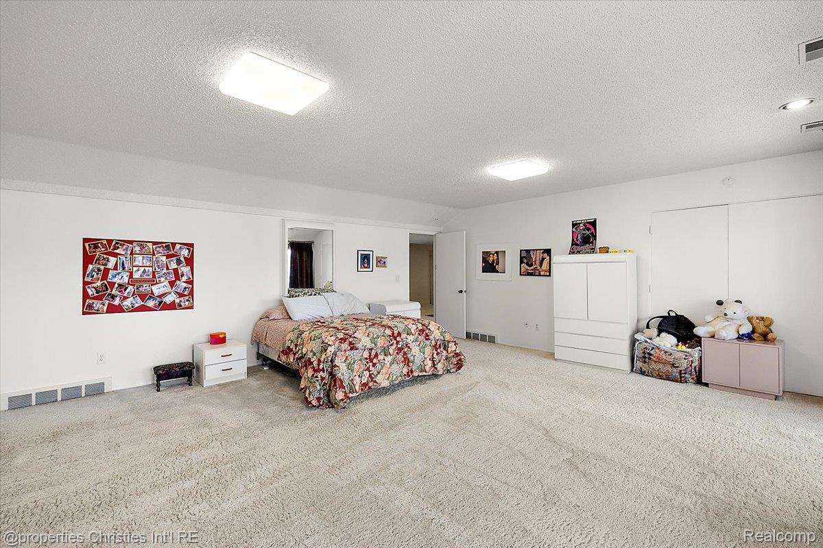 1808 Moors Court