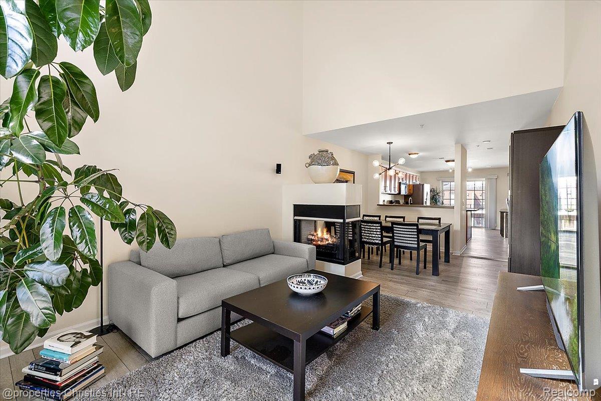 1466 Ashford Court