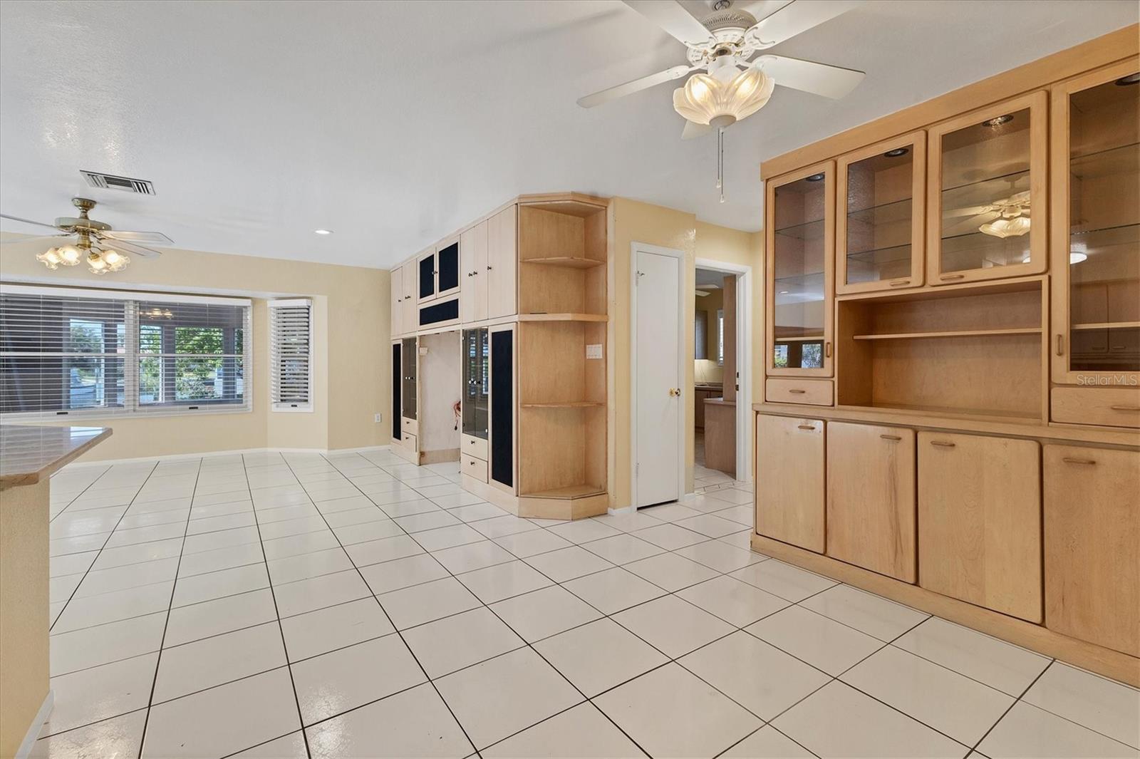 4405 HARBOR BLVD