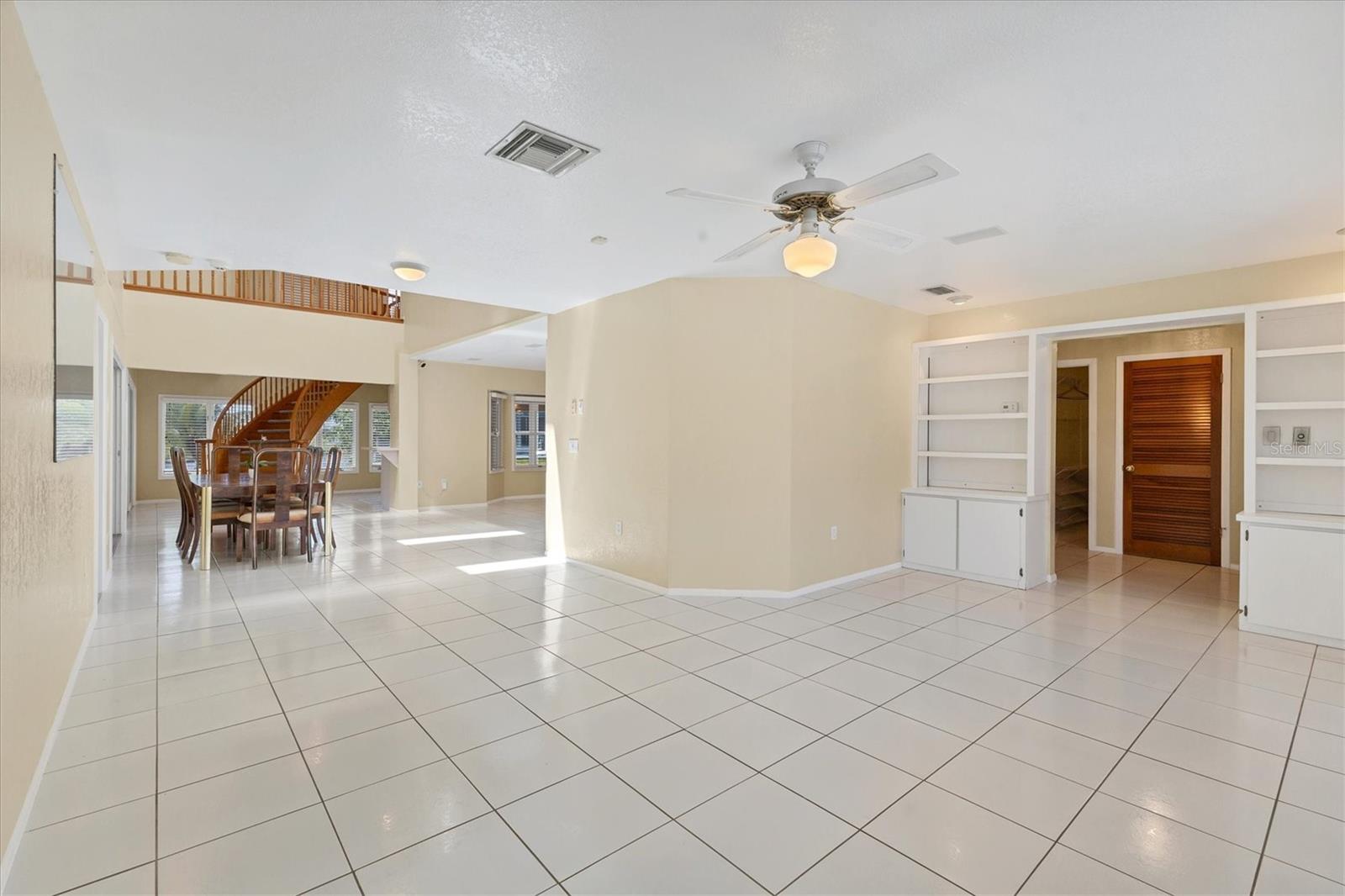 4405 HARBOR BLVD