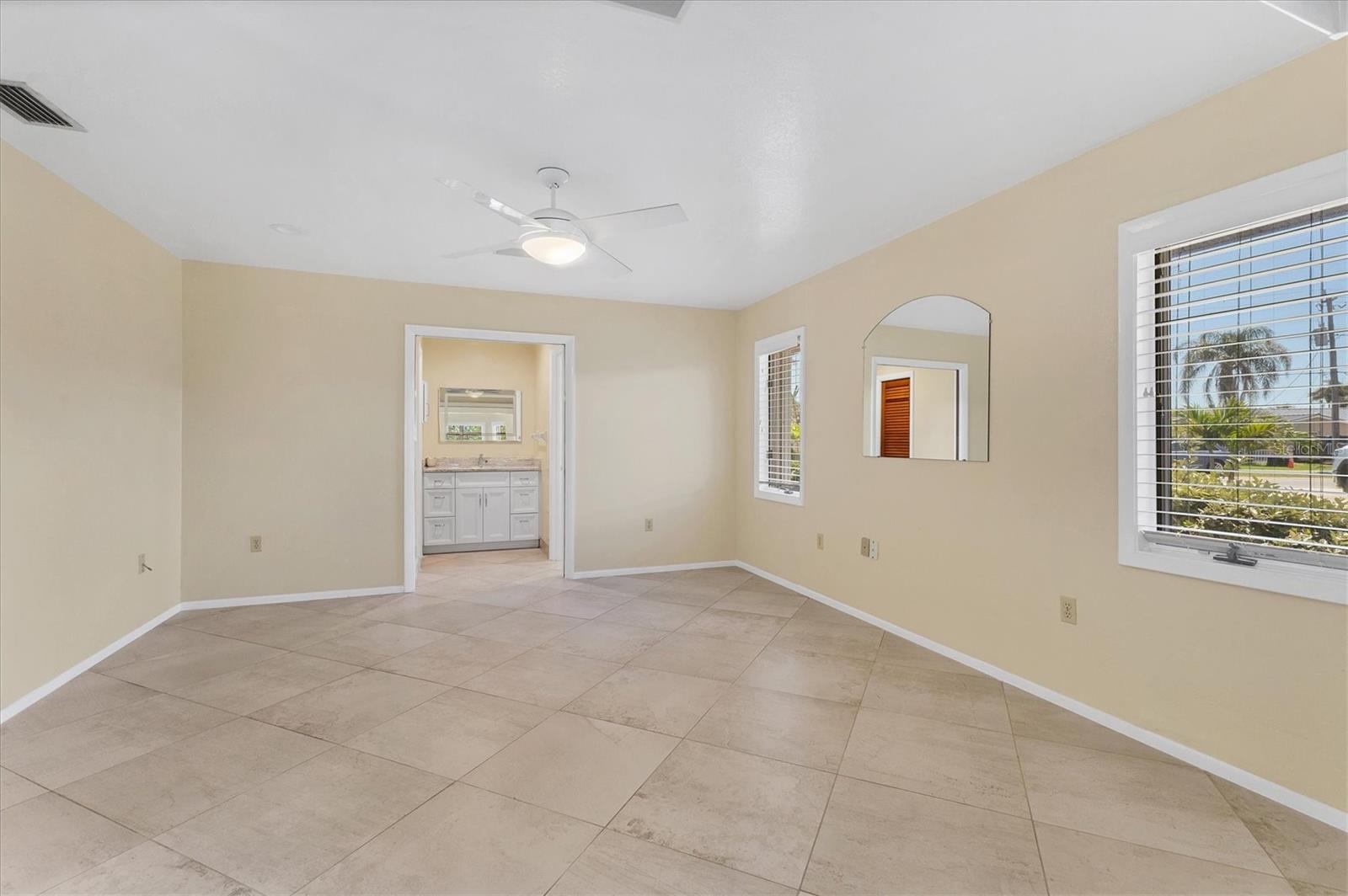 4405 HARBOR BLVD