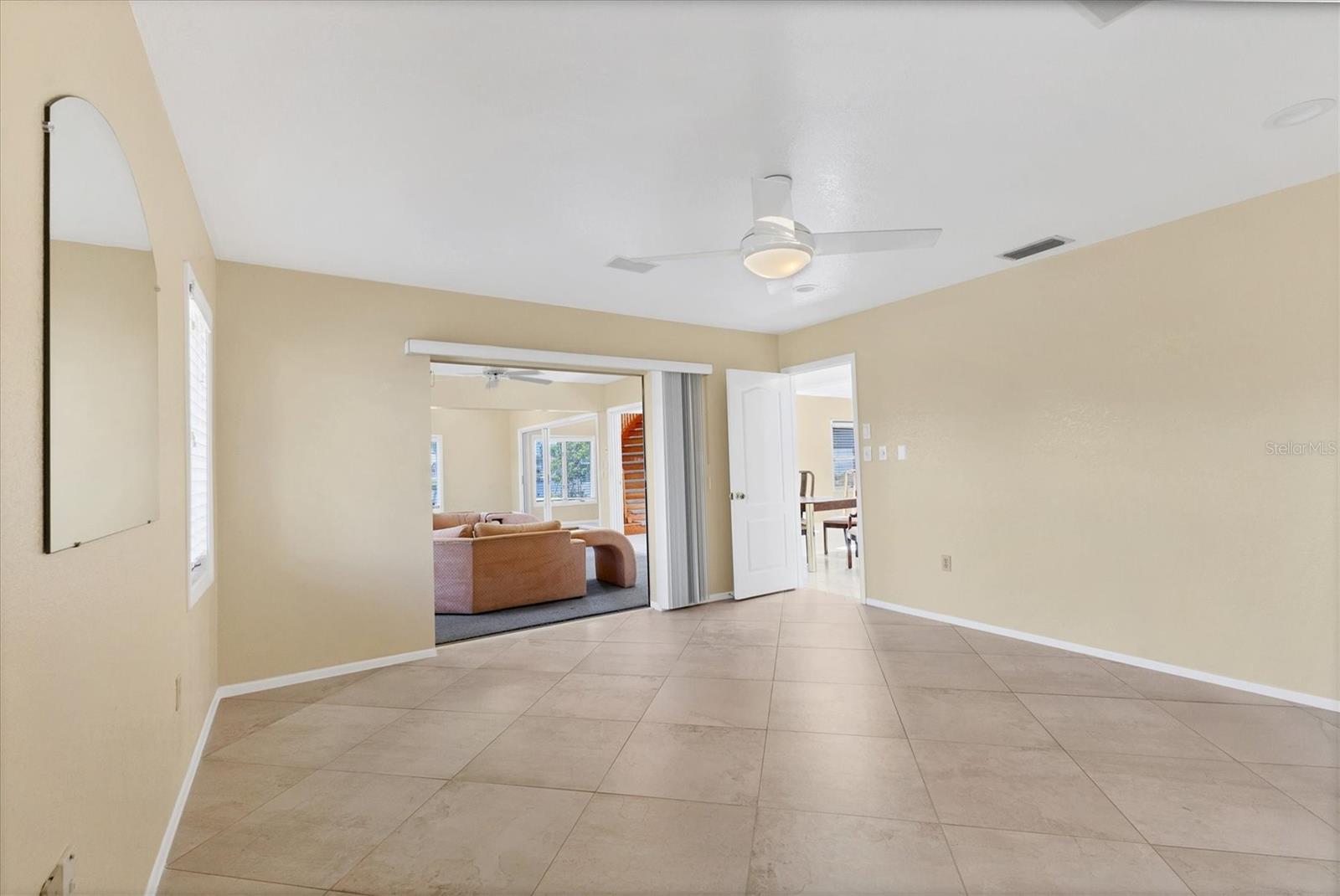 4405 HARBOR BLVD