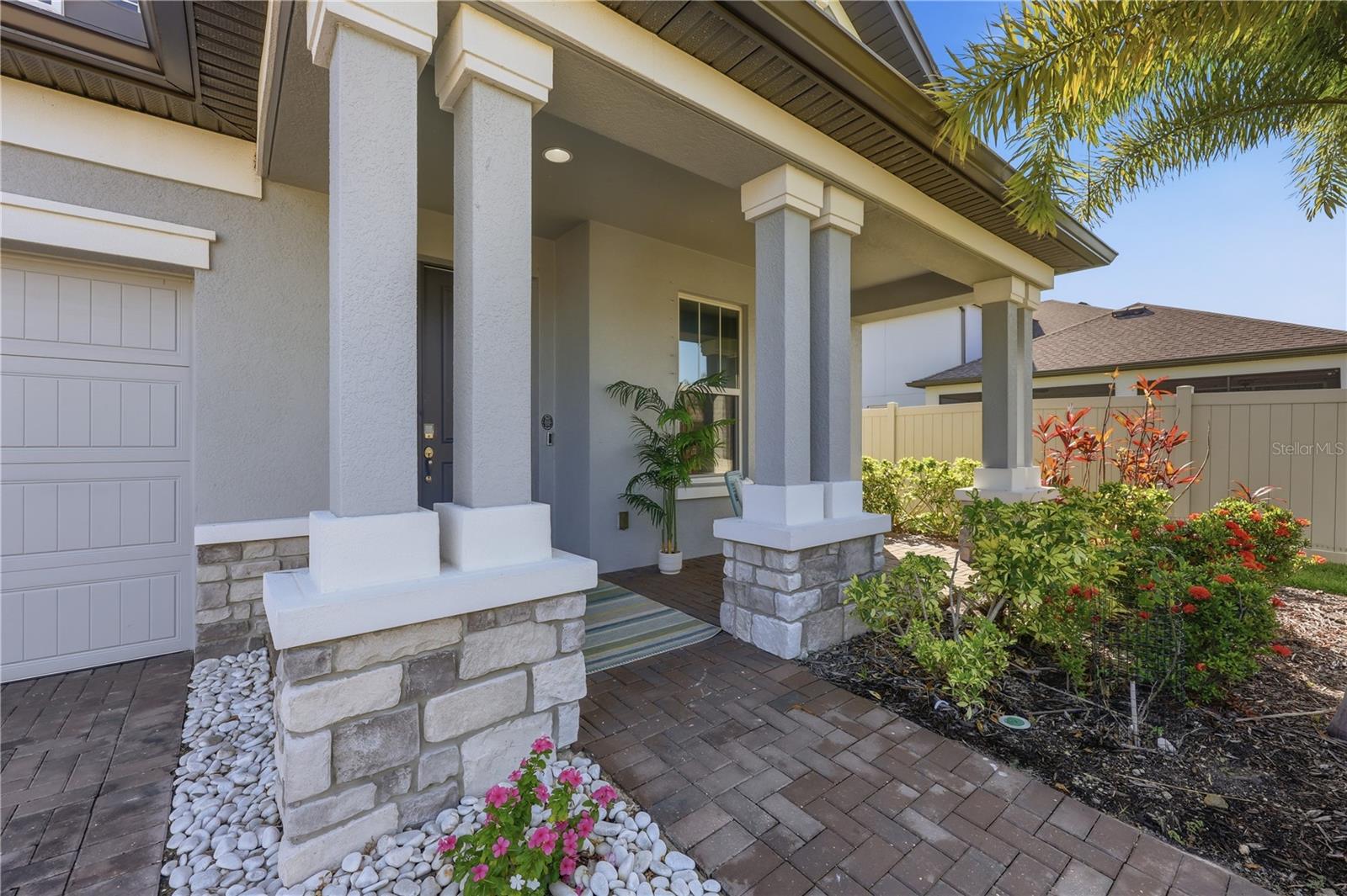 5542 NATIVE HENNA CT