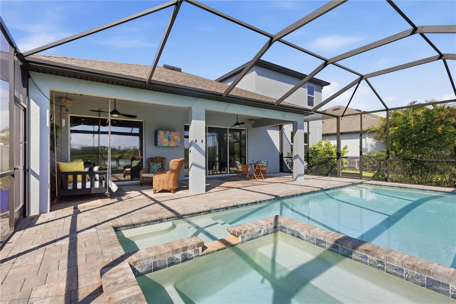 5542 NATIVE HENNA CT