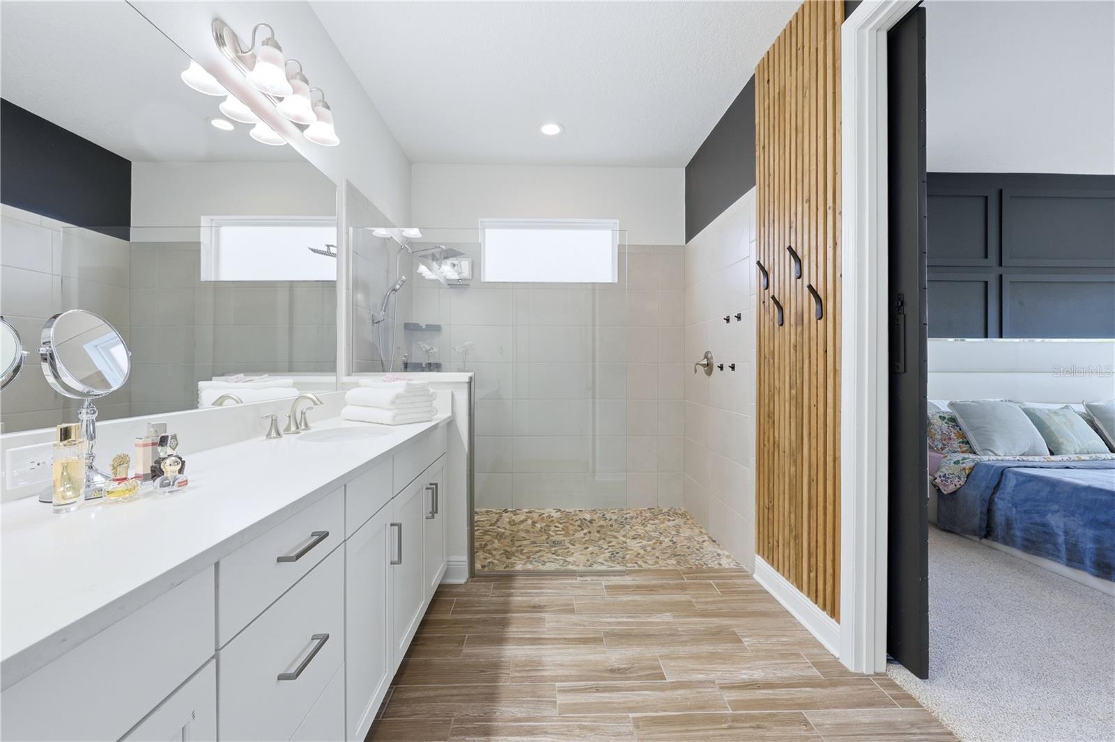 5542 NATIVE HENNA CT