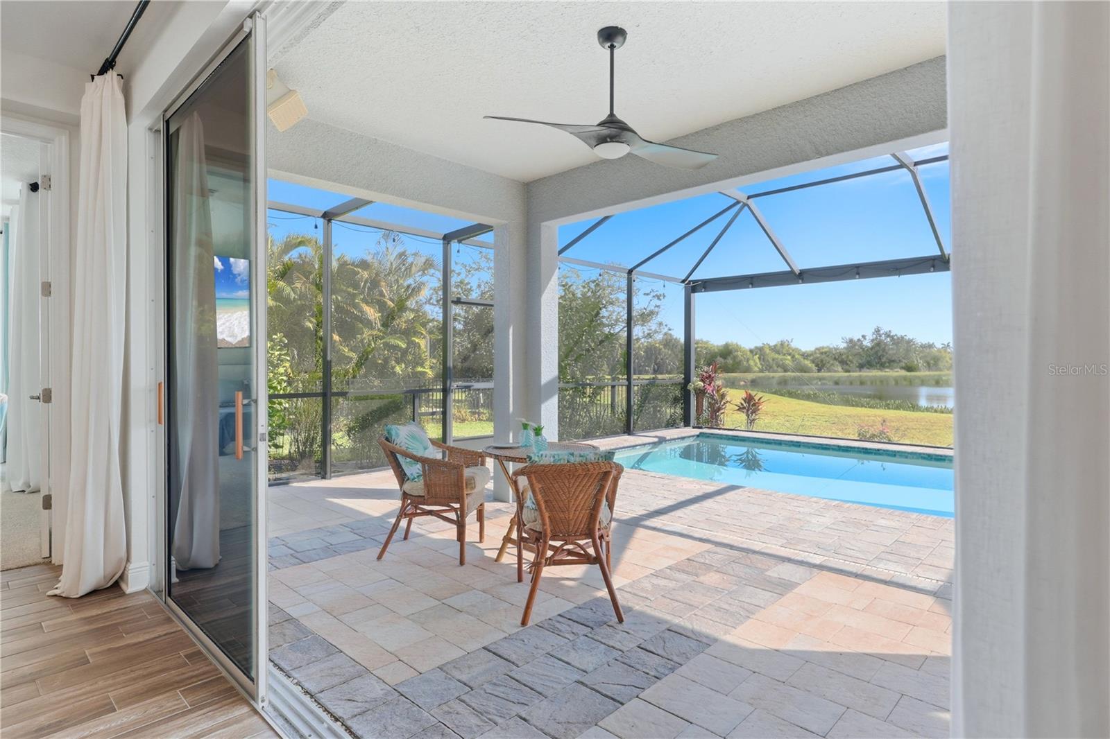 5542 NATIVE HENNA CT