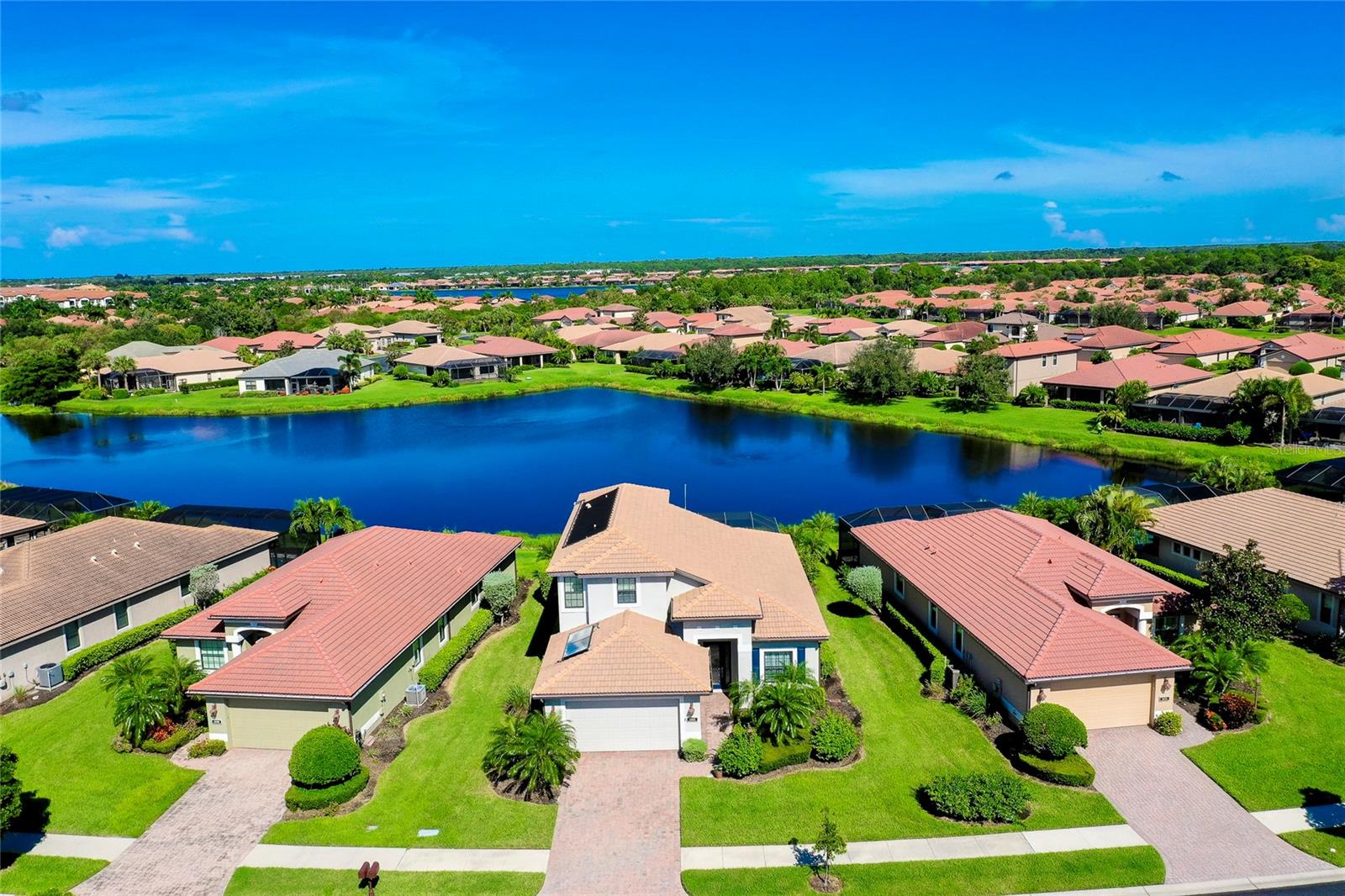 1065 ANCORA BLVD