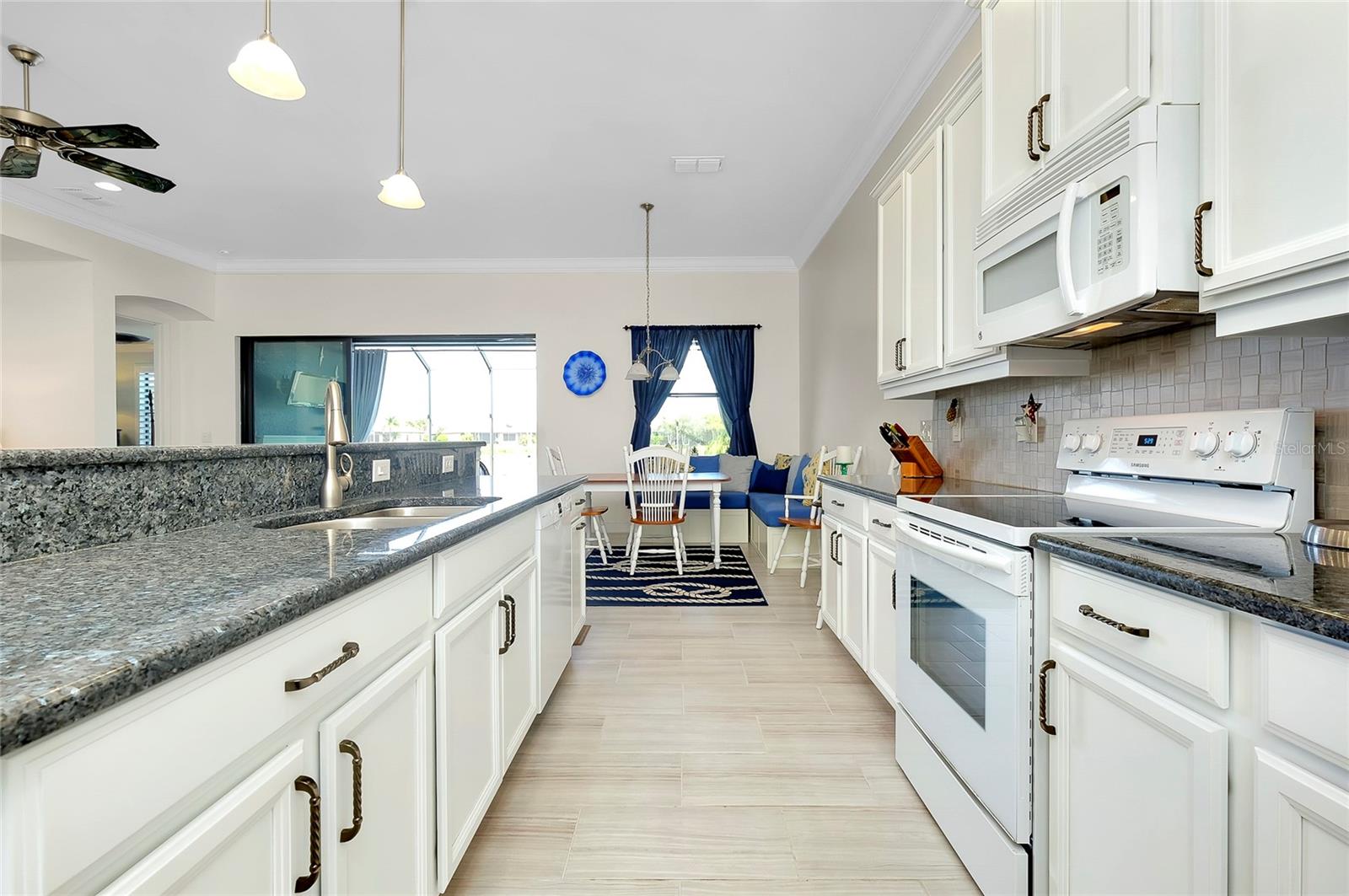 1065 ANCORA BLVD