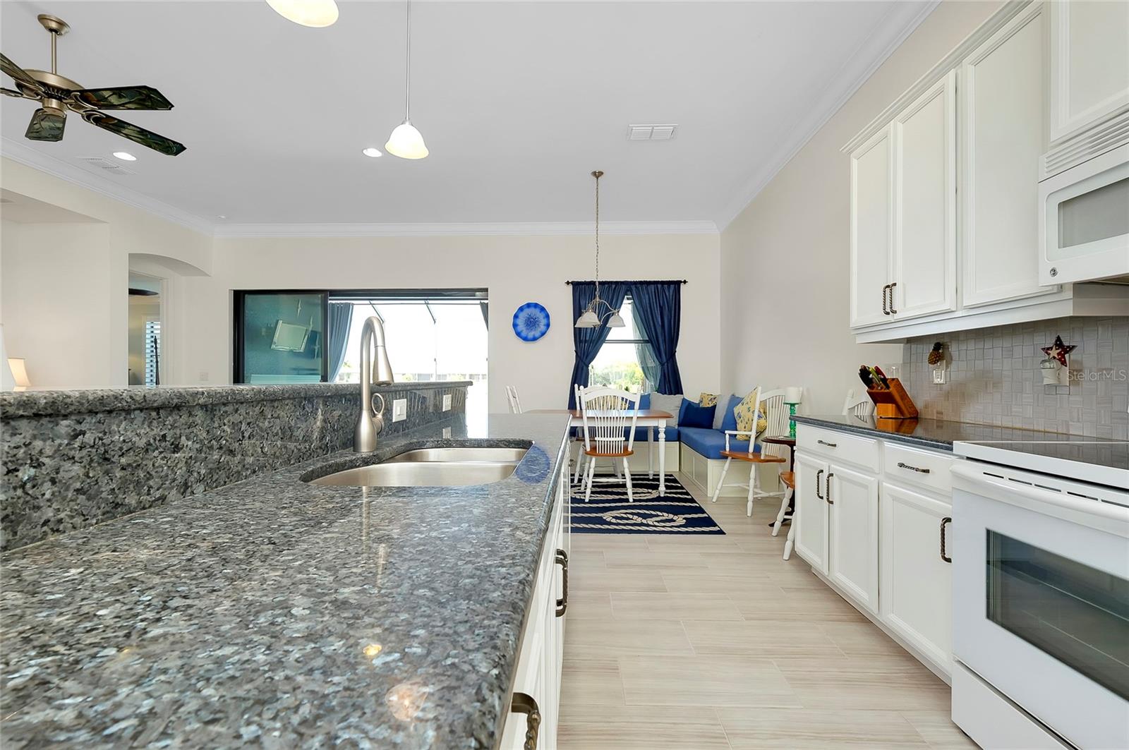 1065 ANCORA BLVD