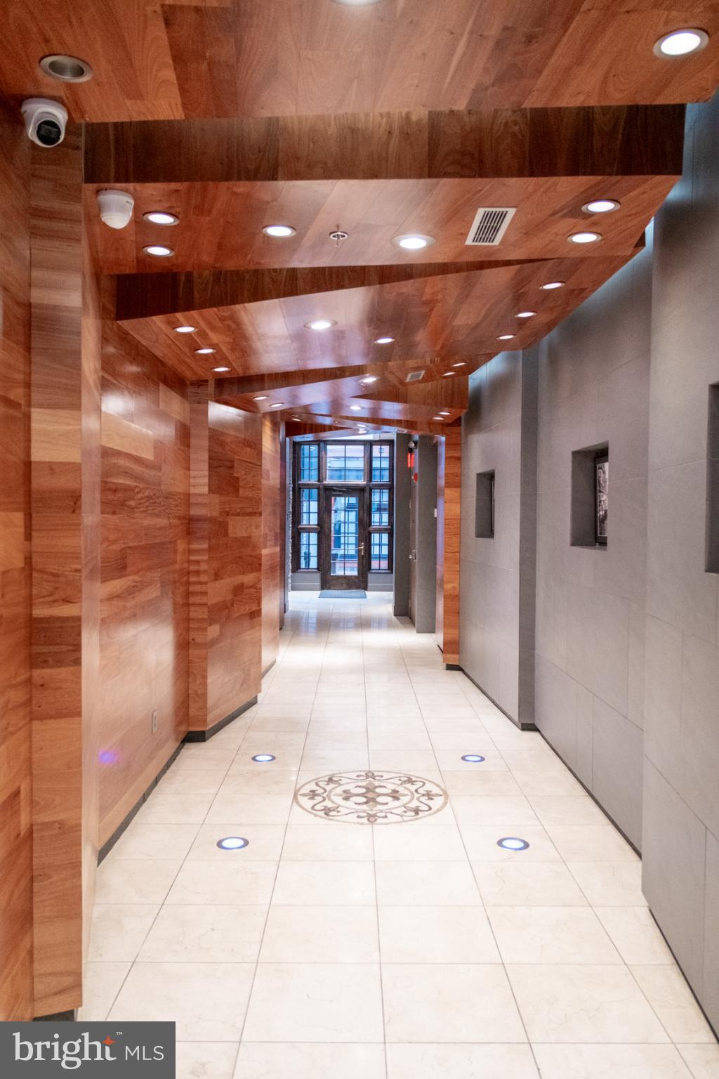 20 S LETITIA STREET 3B