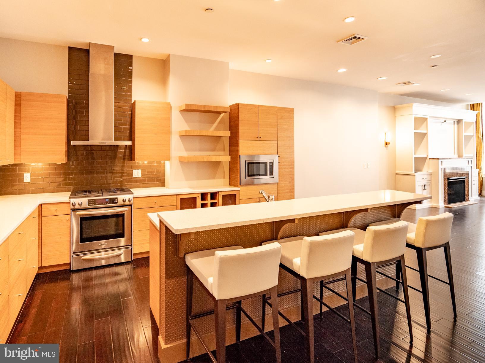 20 S LETITIA STREET 3B