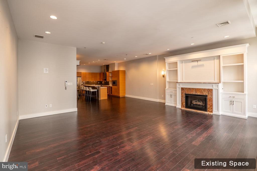 20 S LETITIA STREET 3B