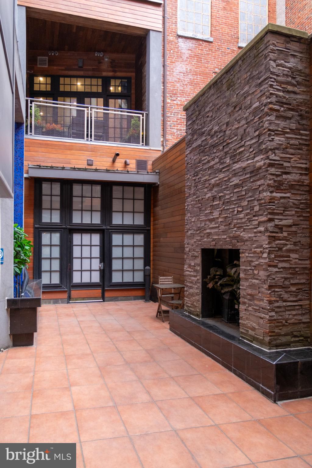 20 S LETITIA STREET 3B