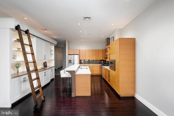 20 S LETITIA STREET 3B