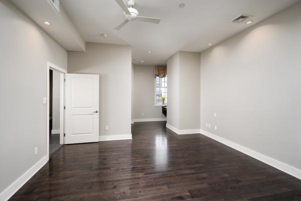 20 S LETITIA STREET 3B