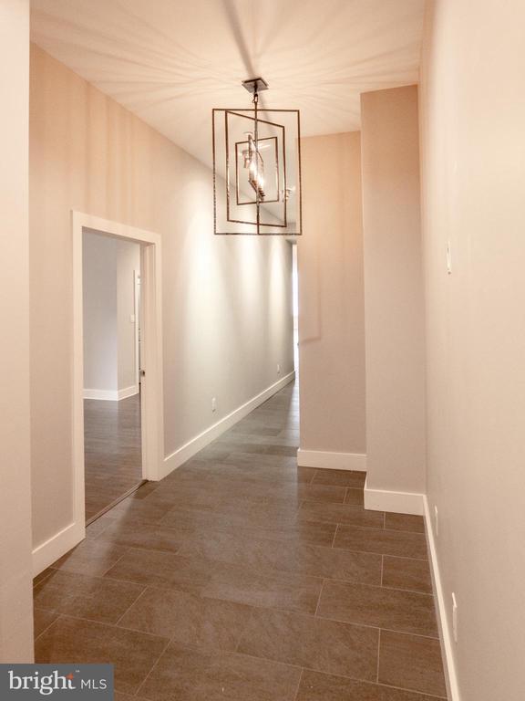 20 S LETITIA STREET 3B