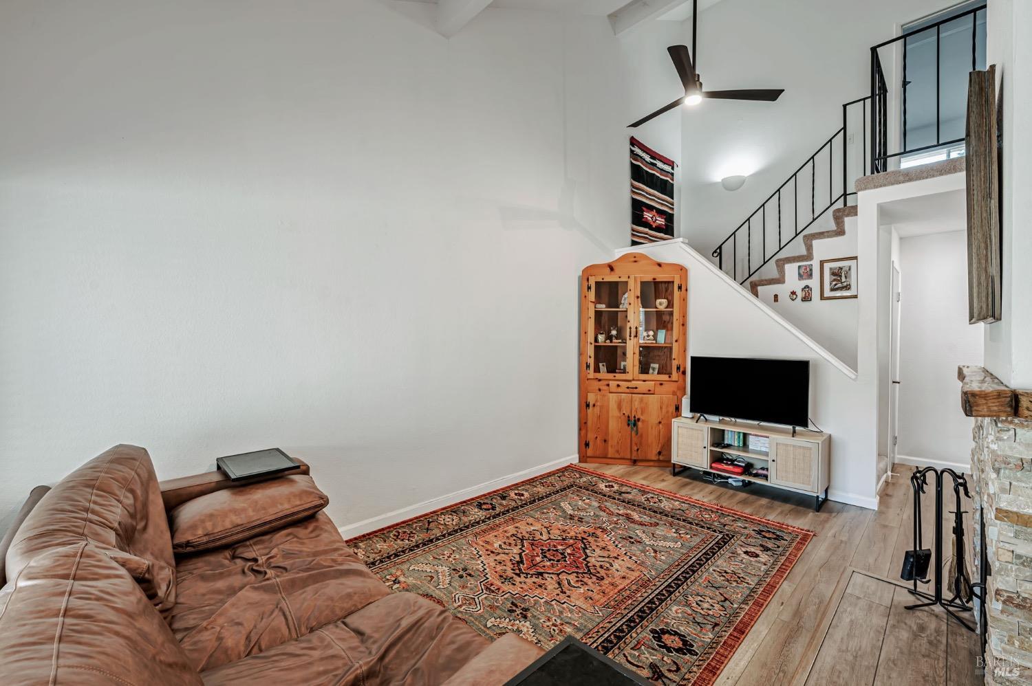 6482 Meadow Pines Ave