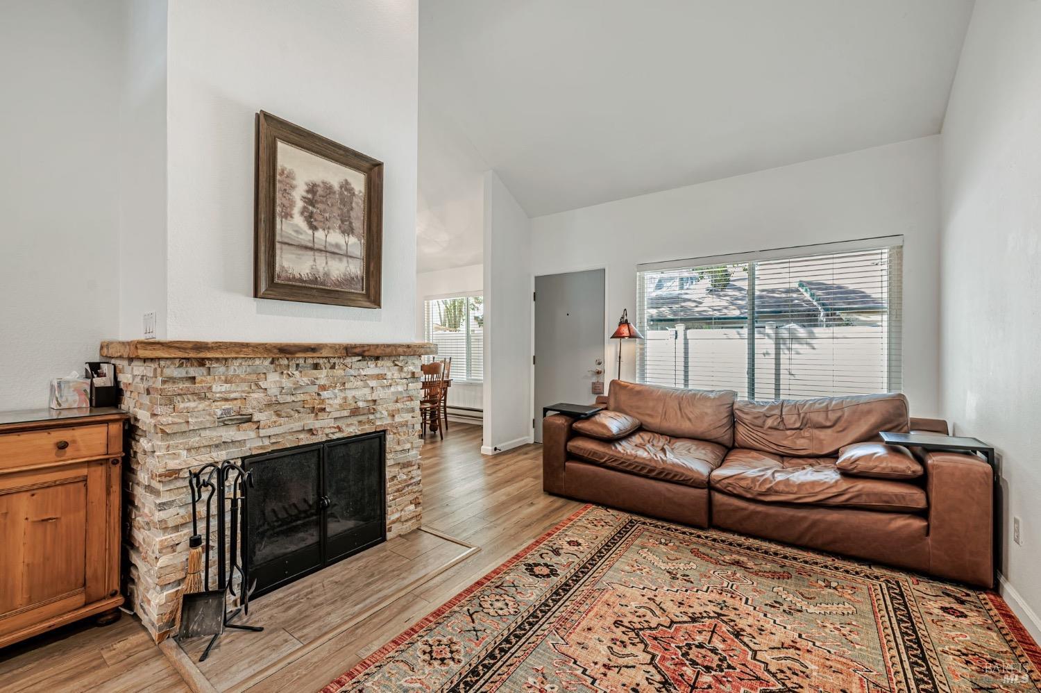 6482 Meadow Pines Ave