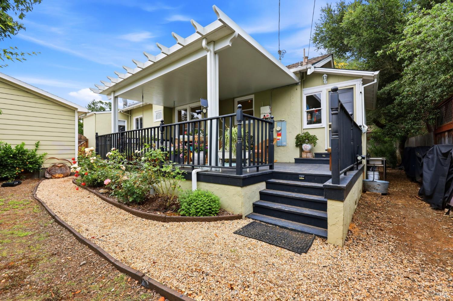 4743 Montgomery Drive