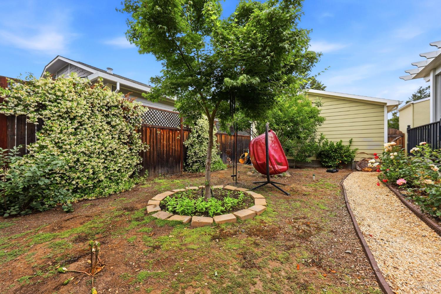4743 Montgomery Drive