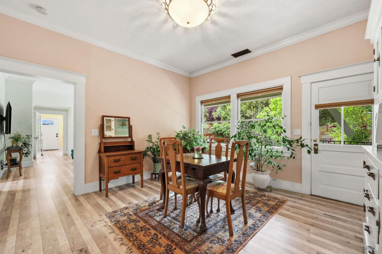 4743 Montgomery Drive