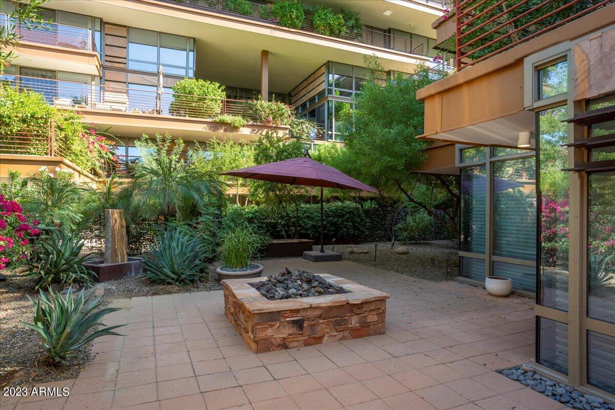 7117 E RANCHO VISTA Drive 1012