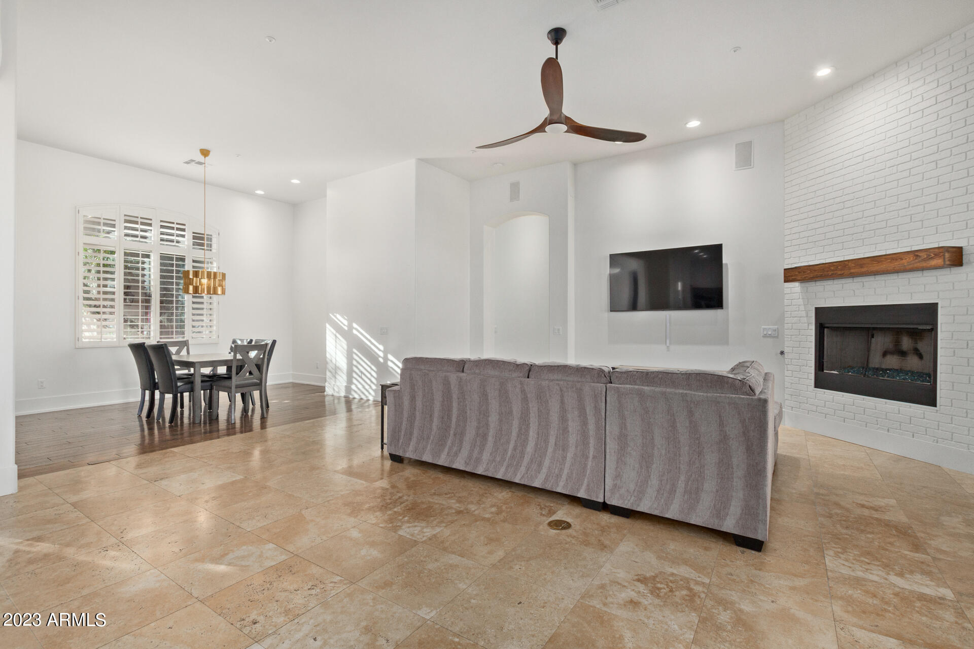8144 E OLESEN Road