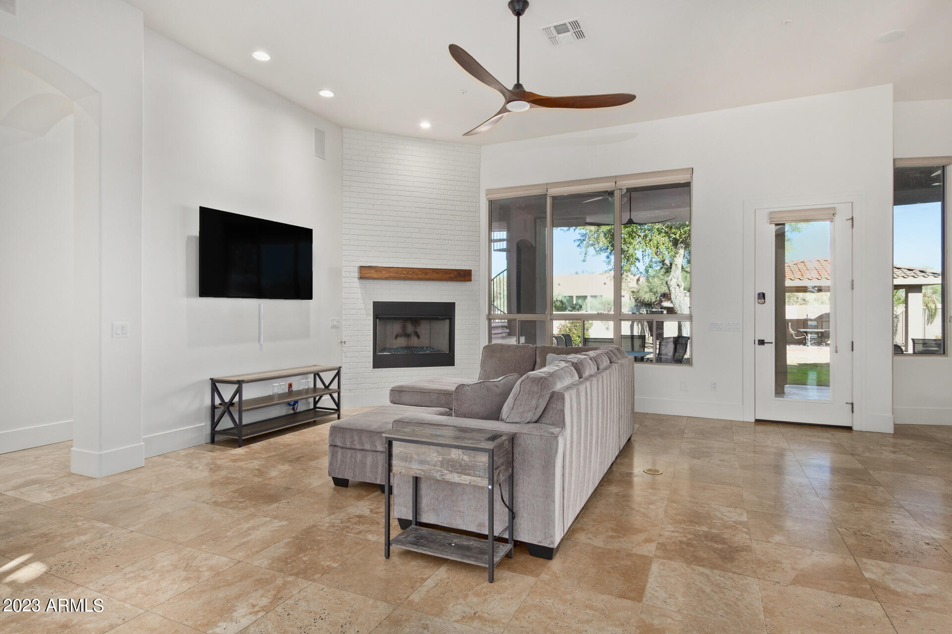 8144 E OLESEN Road