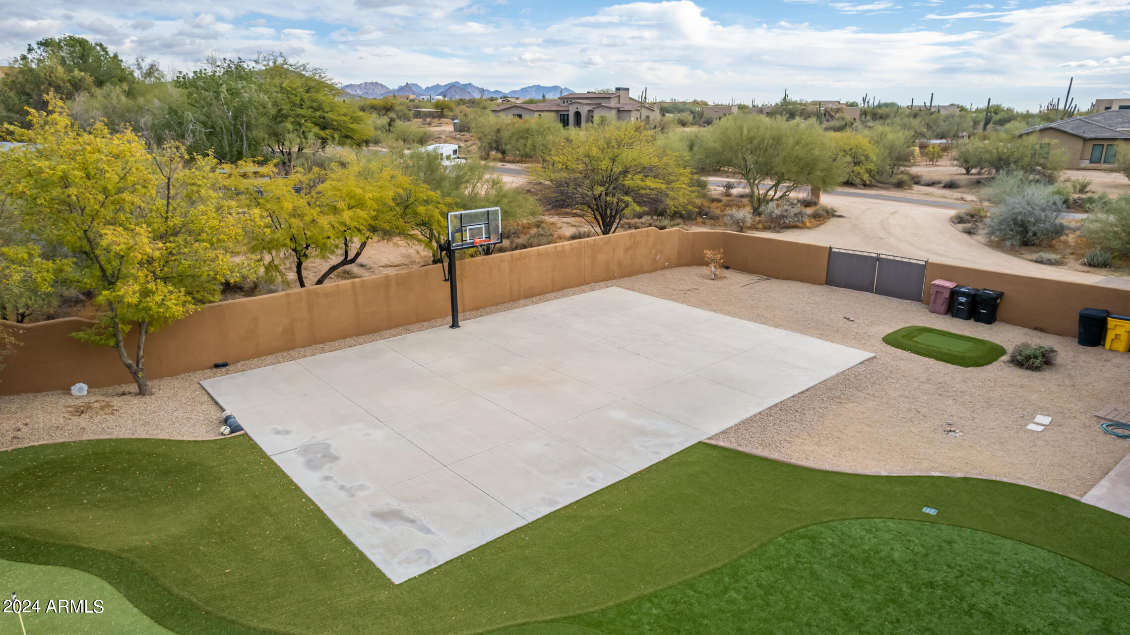 6902 E CALLE DE LAS ESTRELLAS Street