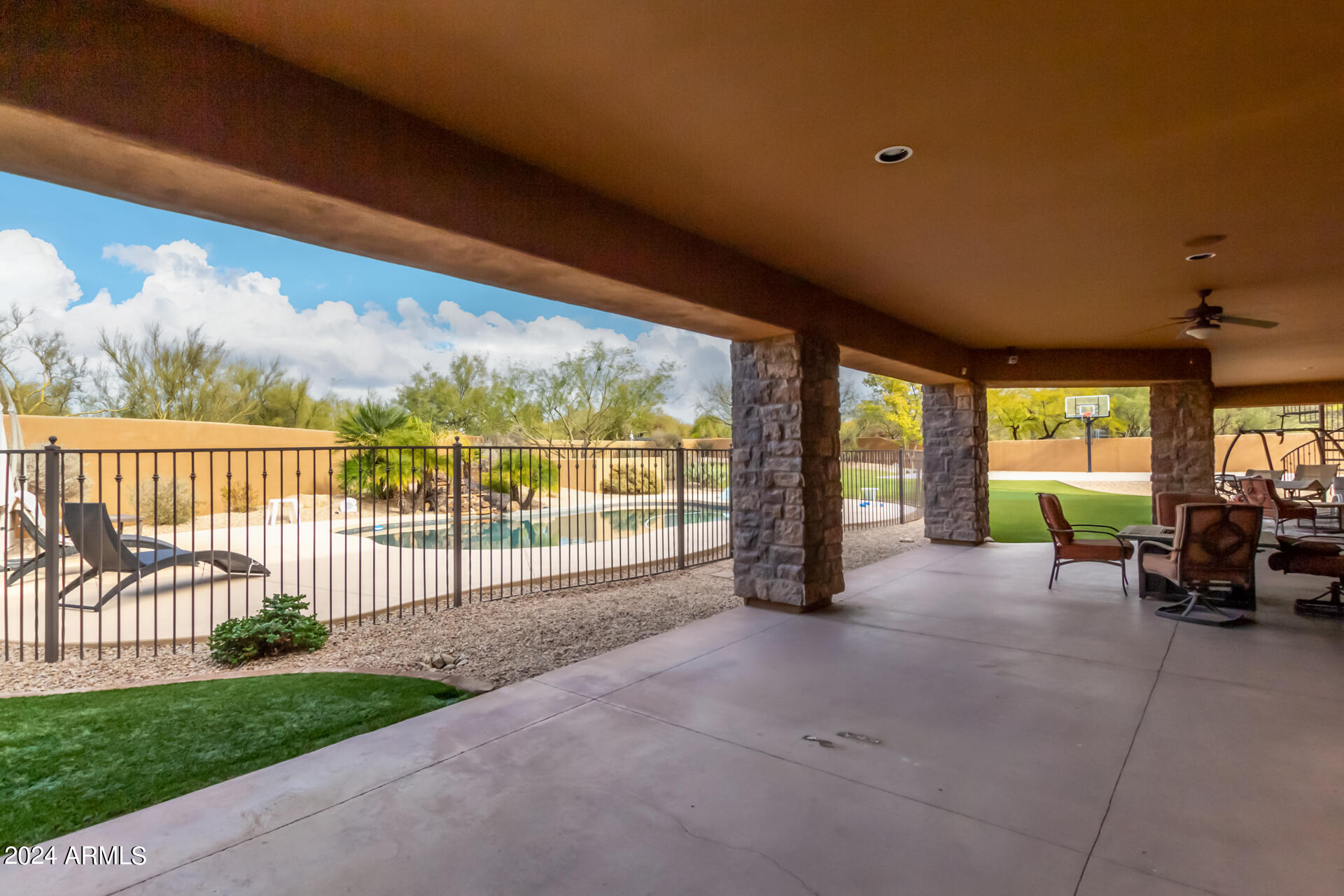 6902 E CALLE DE LAS ESTRELLAS Street