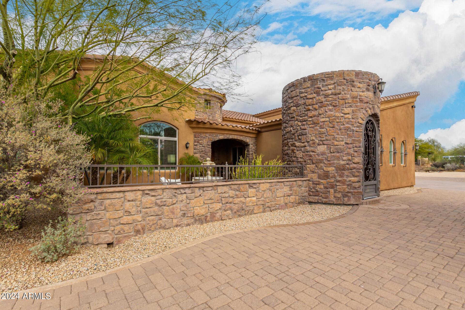 6902 E CALLE DE LAS ESTRELLAS Street