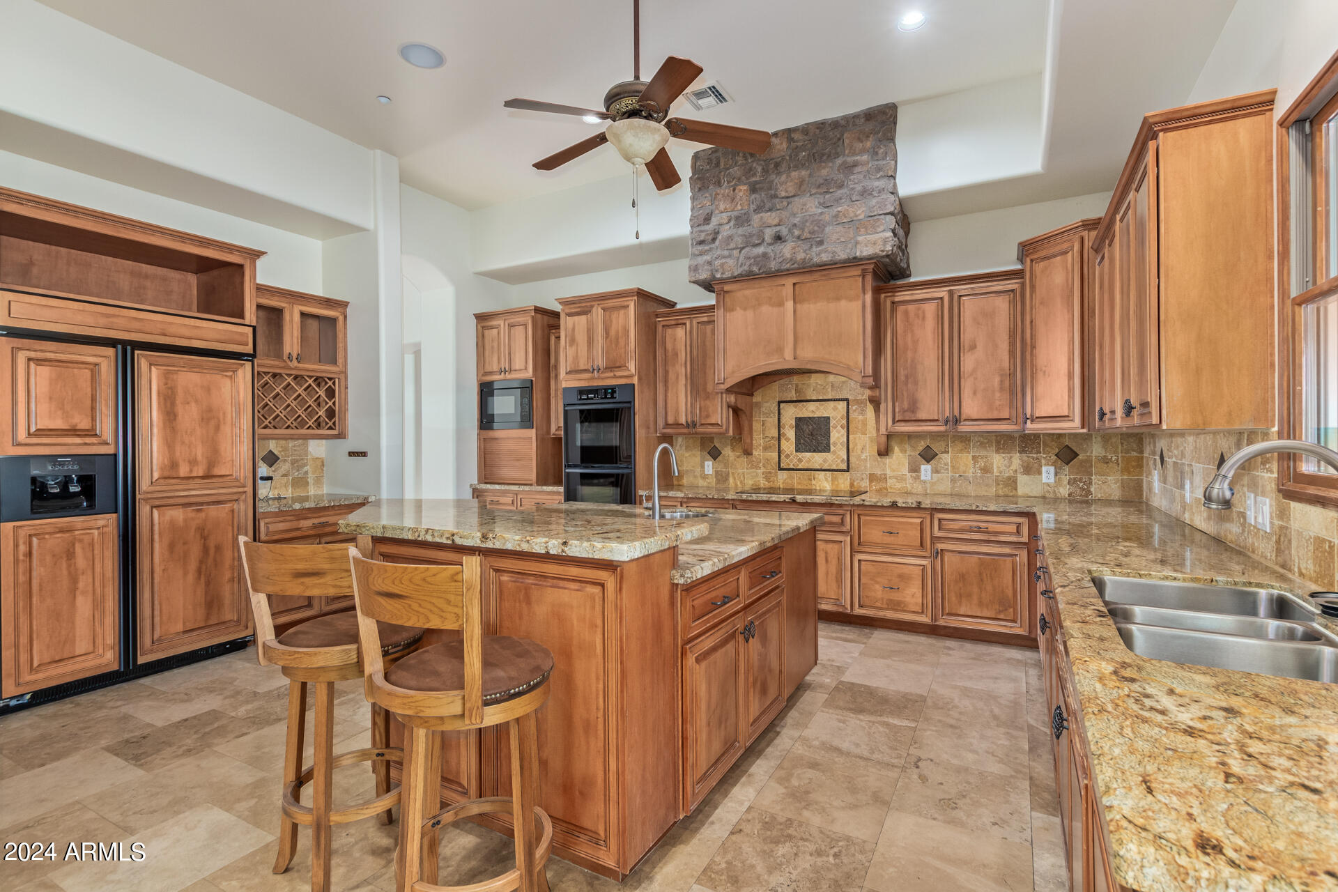 6902 E CALLE DE LAS ESTRELLAS Street