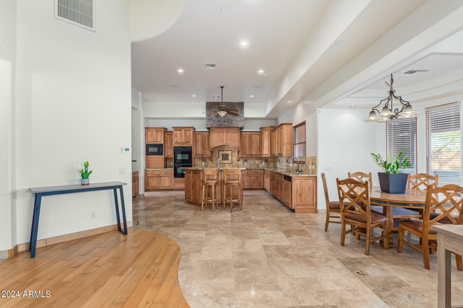 6902 E CALLE DE LAS ESTRELLAS Street