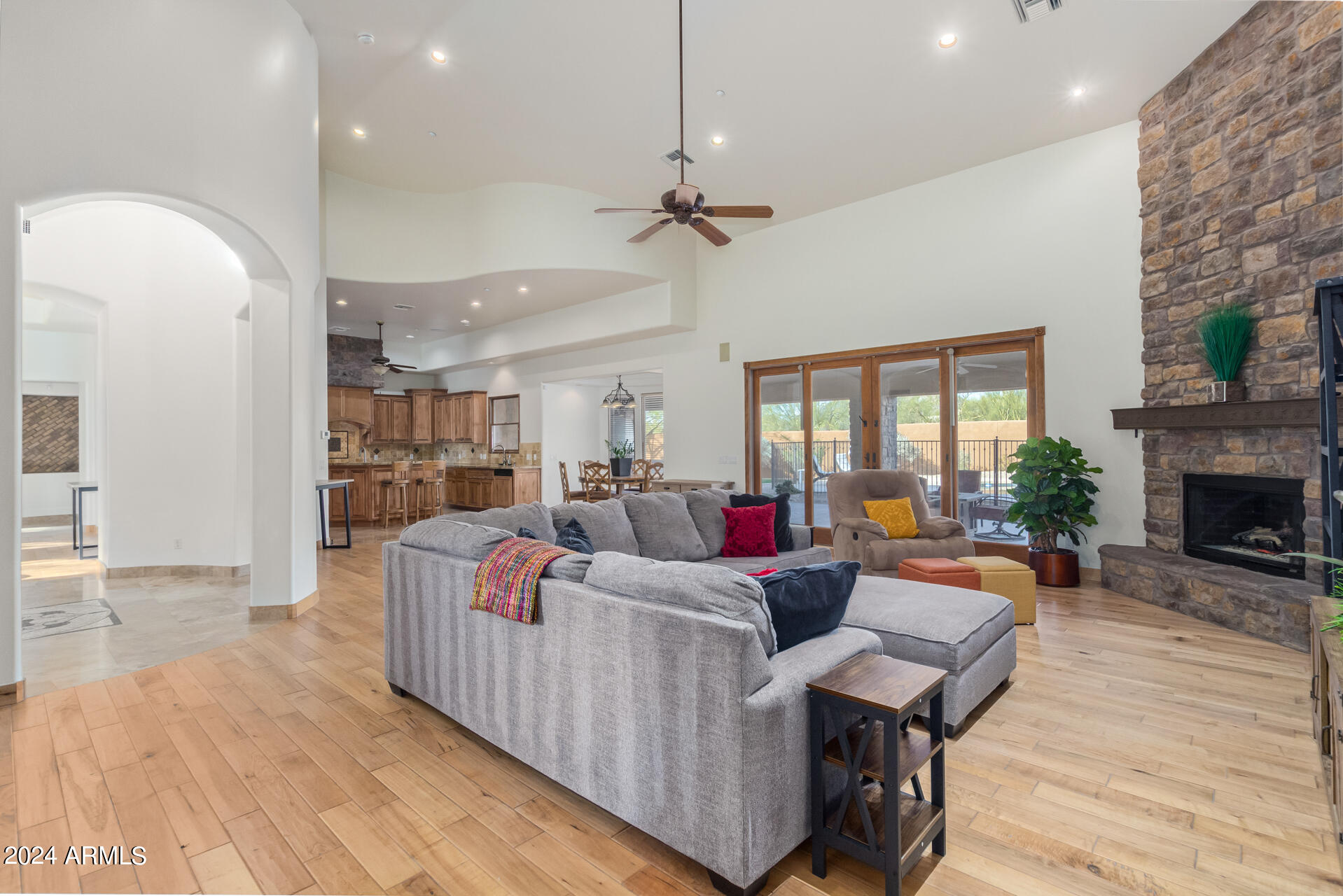6902 E CALLE DE LAS ESTRELLAS Street