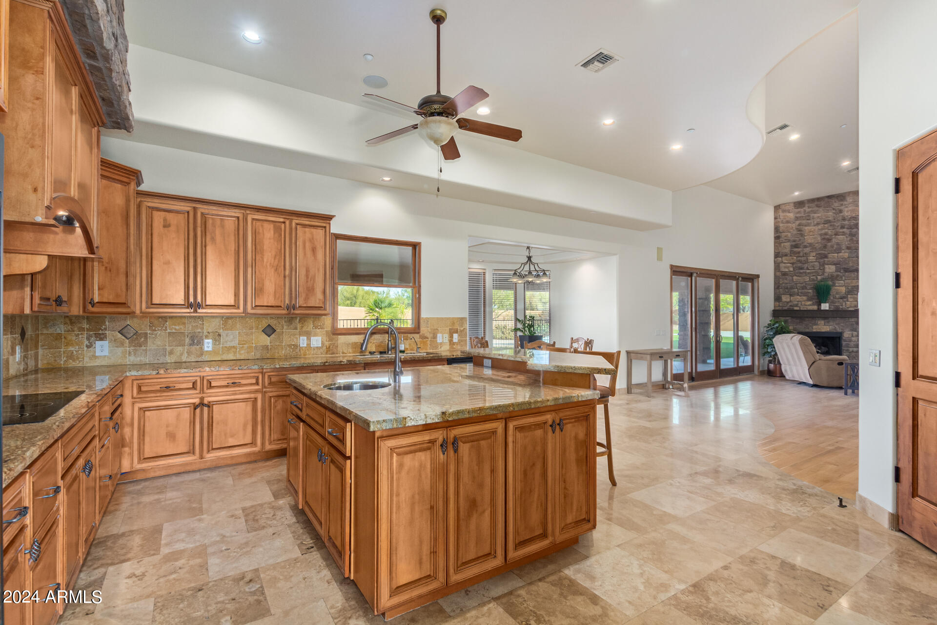 6902 E CALLE DE LAS ESTRELLAS Street