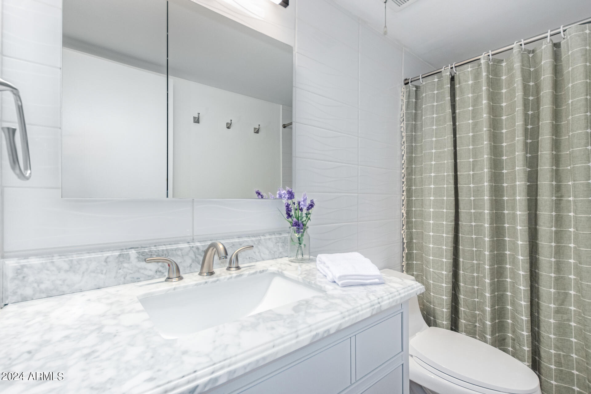 7920 E CAMELBACK Road, 401