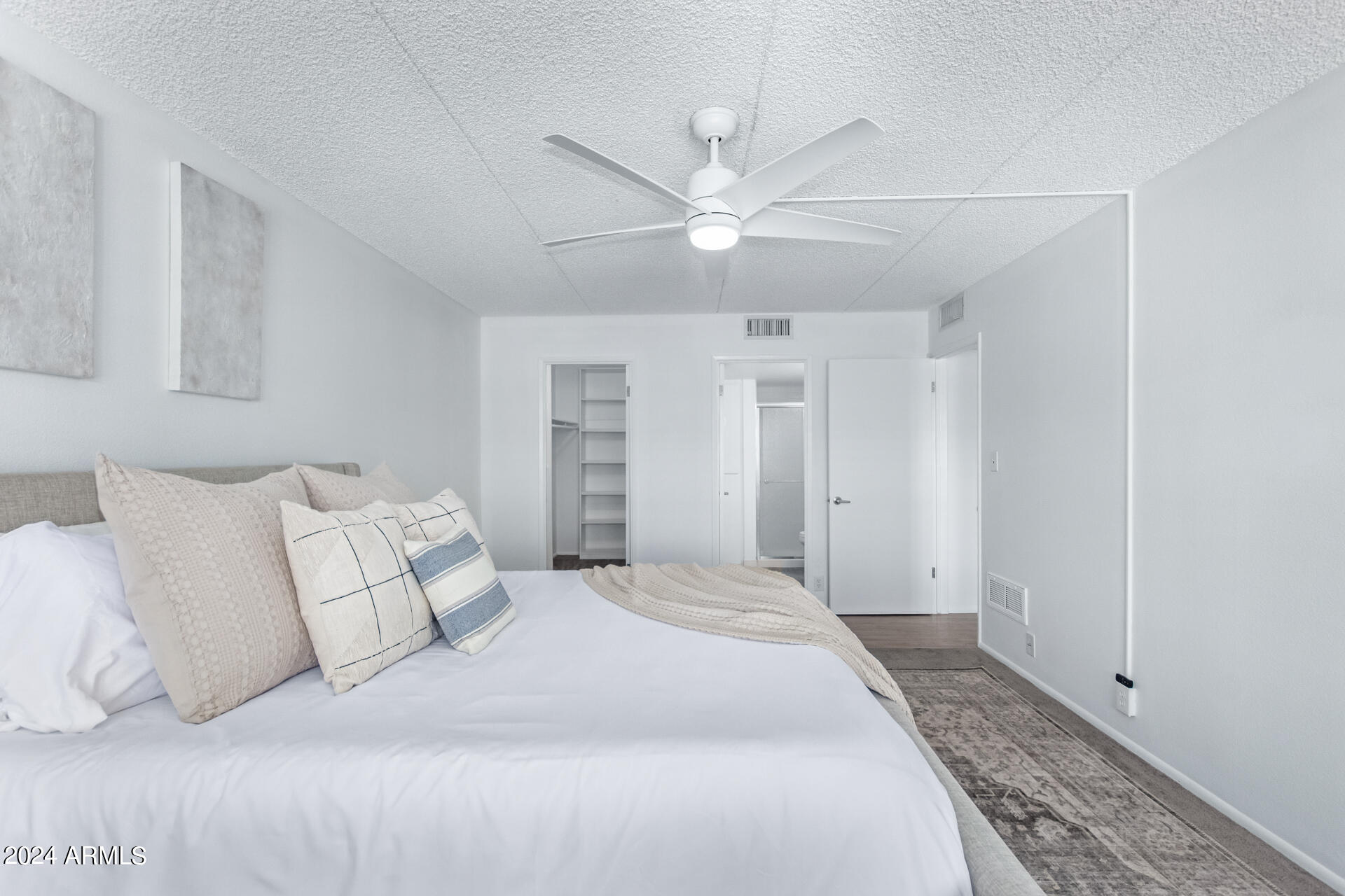 7920 E CAMELBACK Road, 401