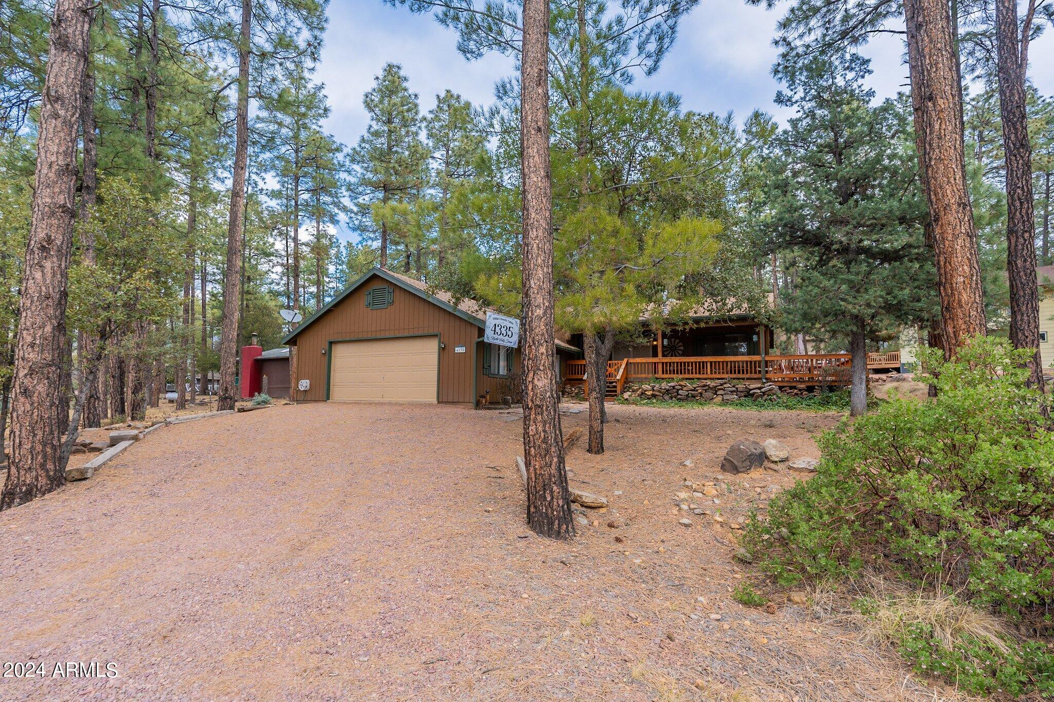 4335 N HOLLY Drive