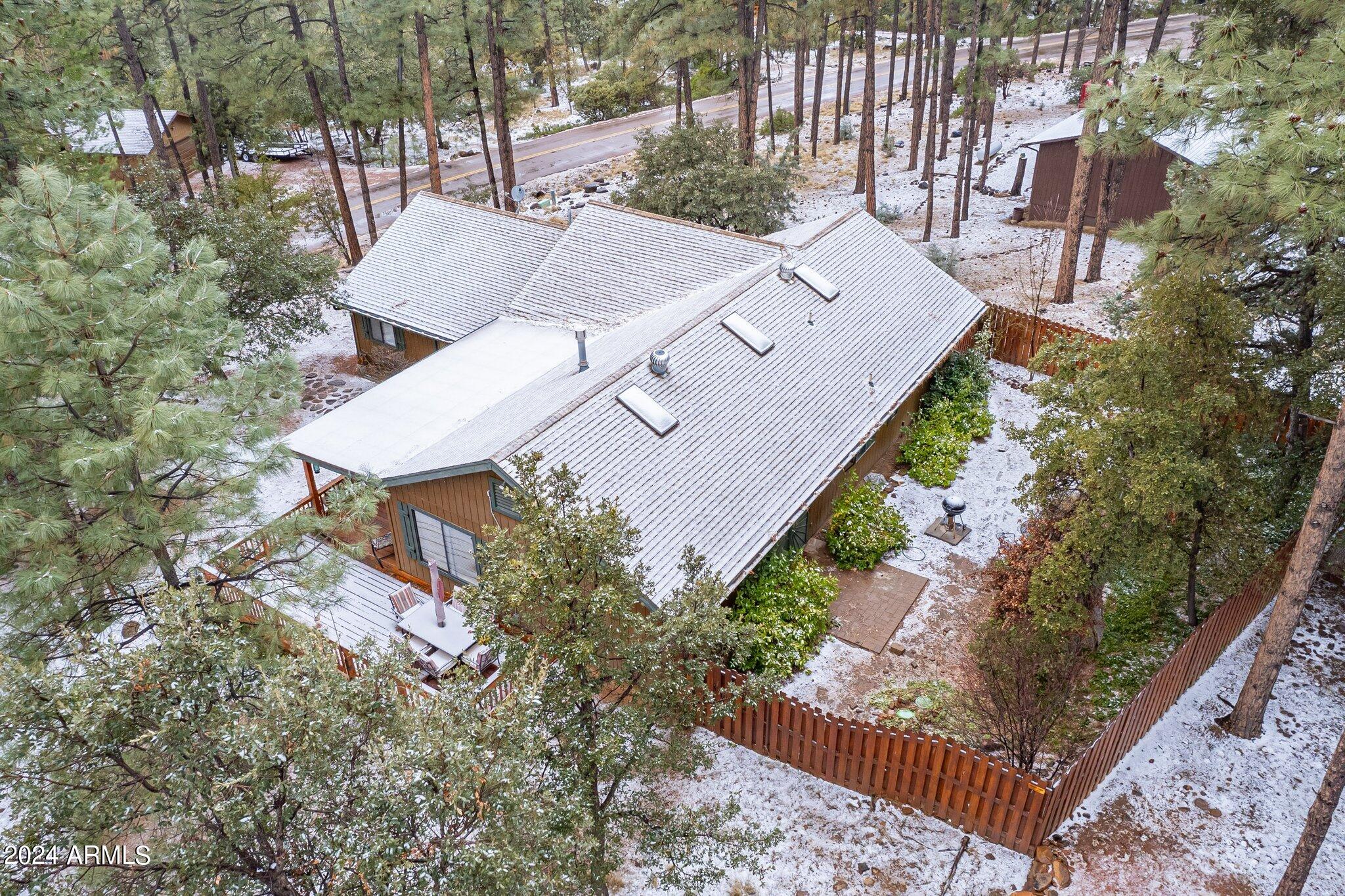 4335 N HOLLY Drive