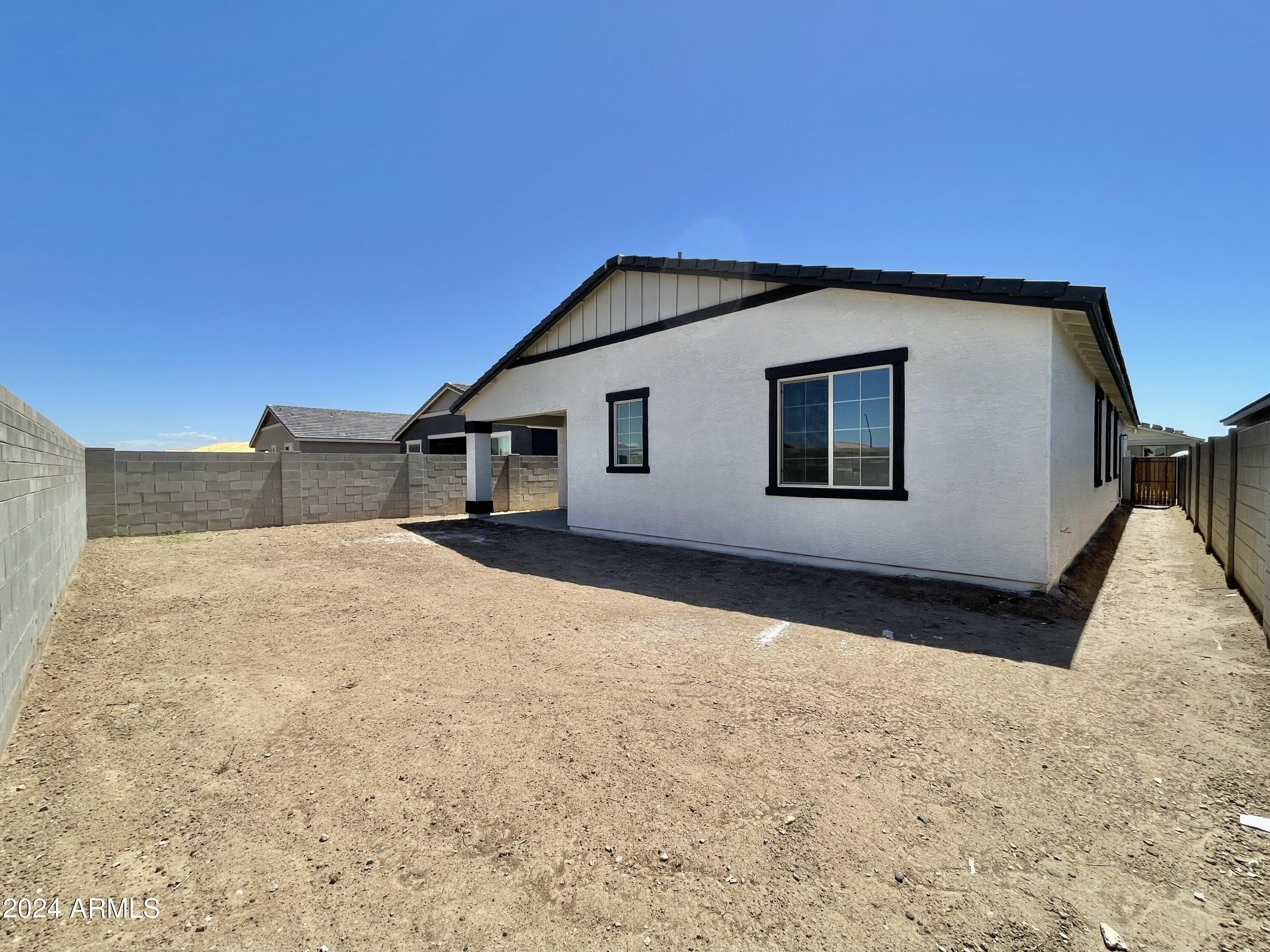 22940 E LORDS Way