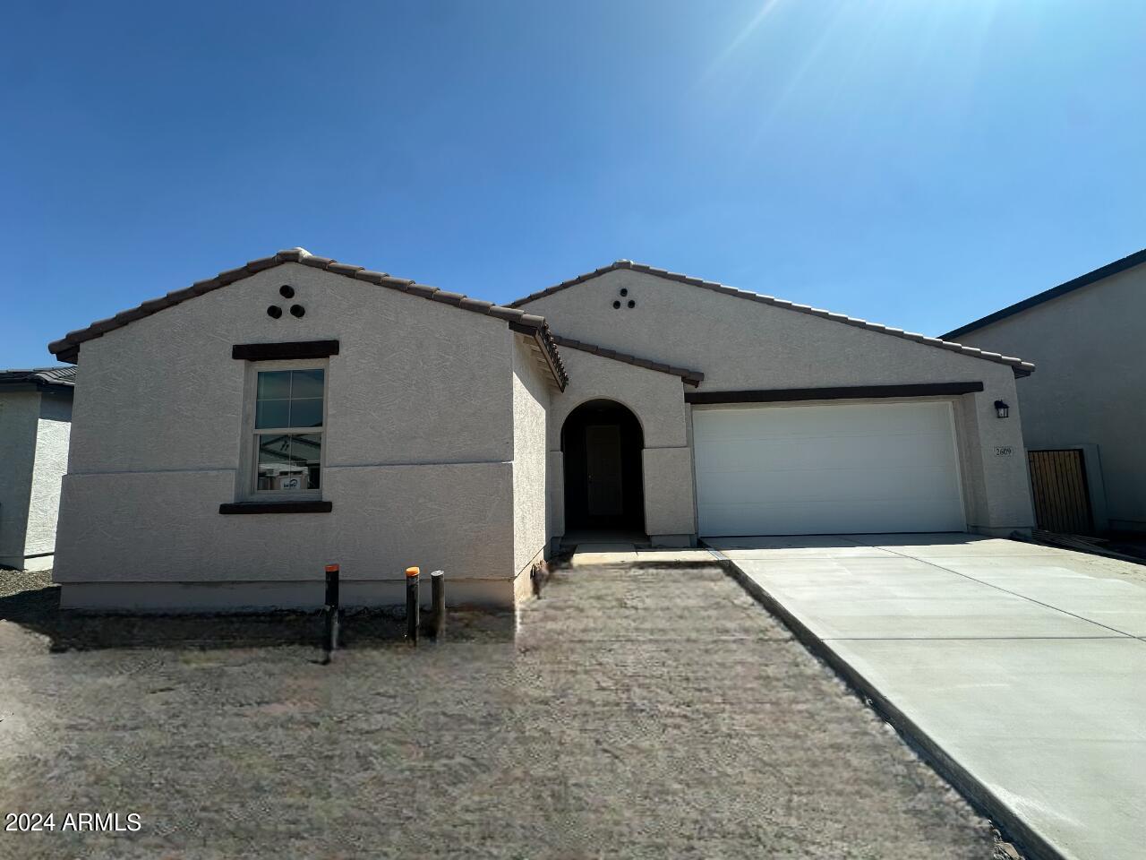 2609 E HOLLYWOOD IKE Avenue