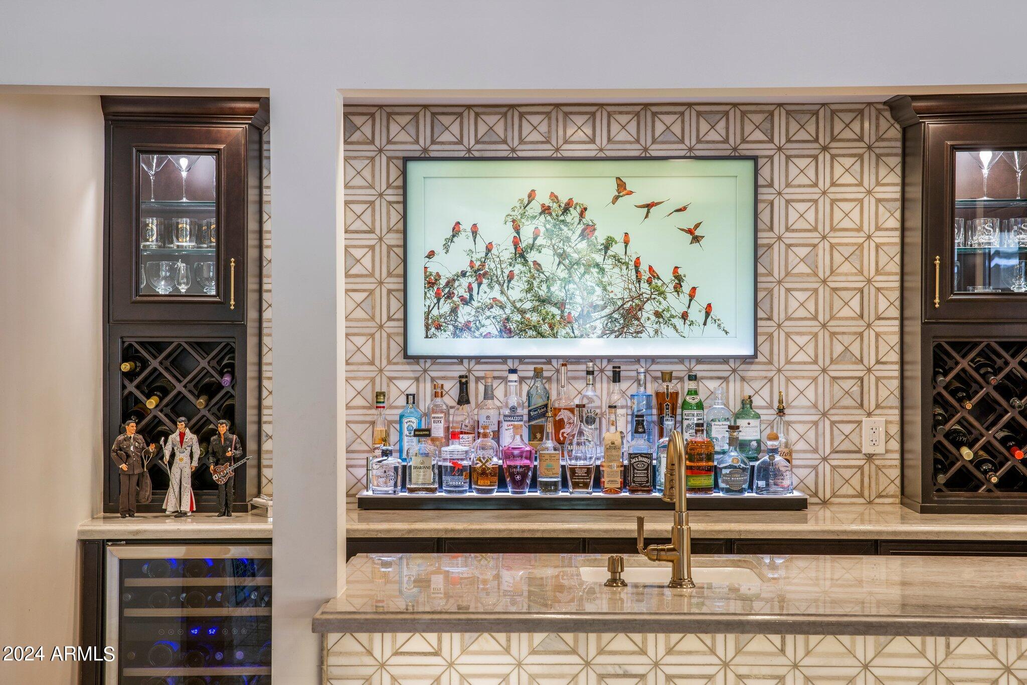 8843 N 63RD Place