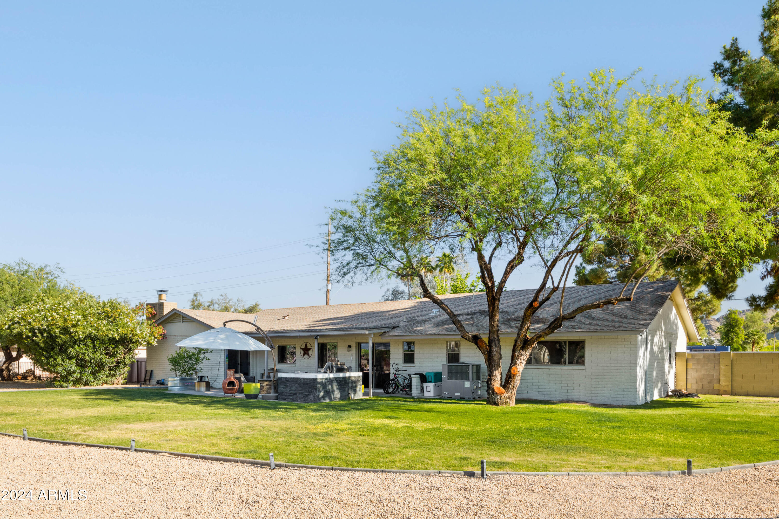 5702 E SHEA Boulevard