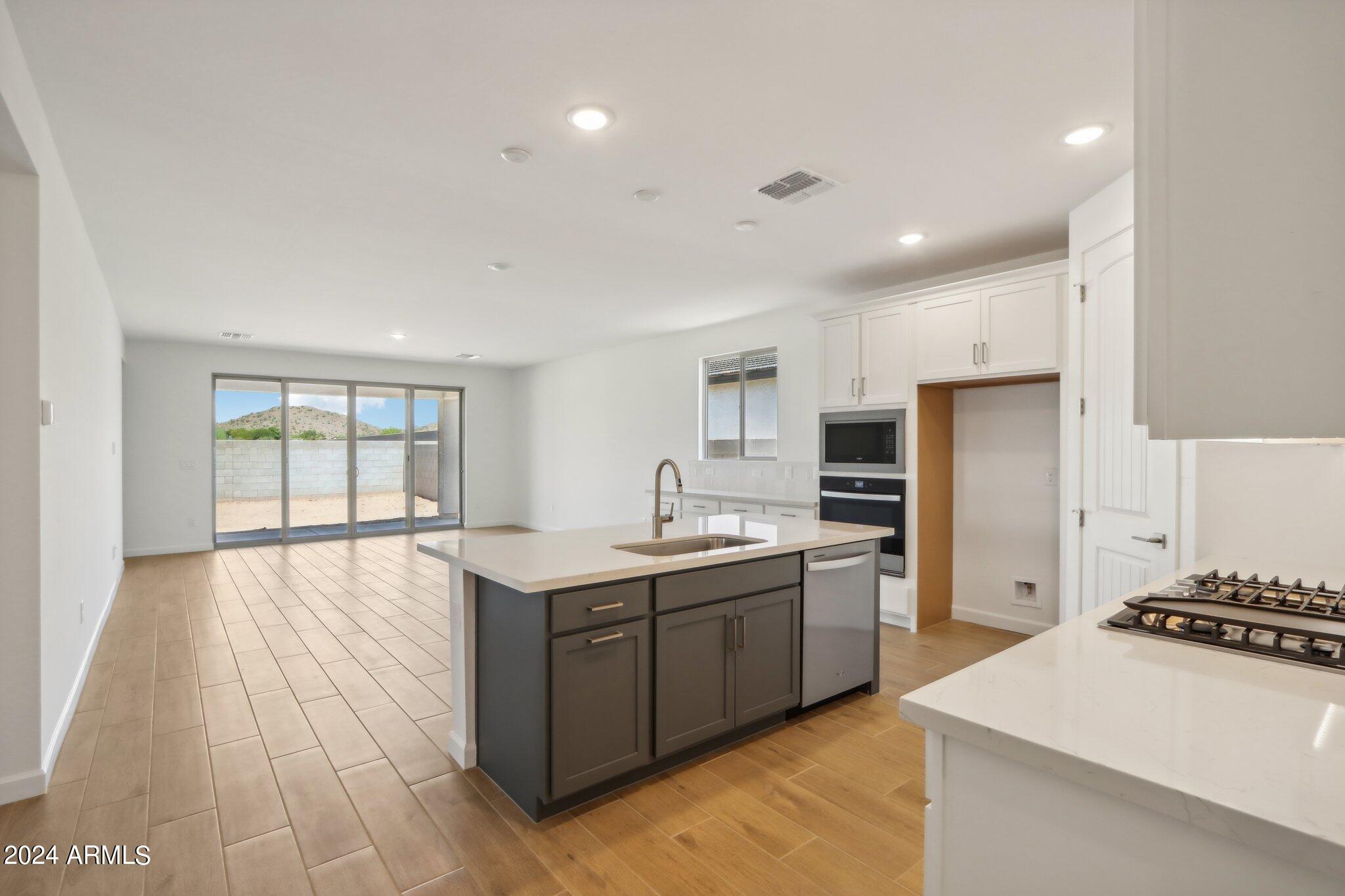 7704 W TETHER Trail