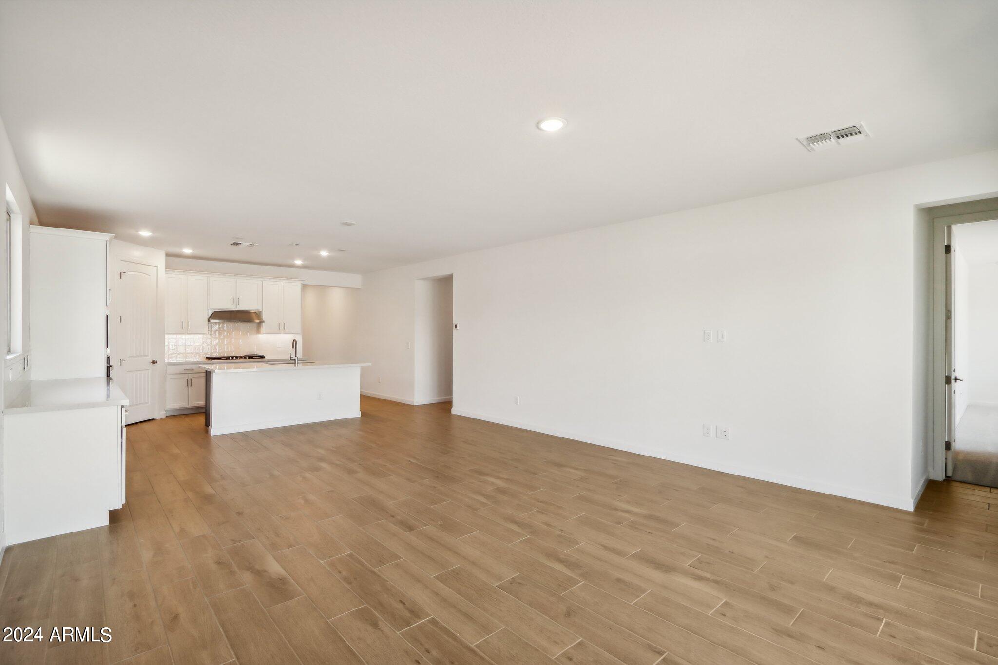 7704 W TETHER Trail