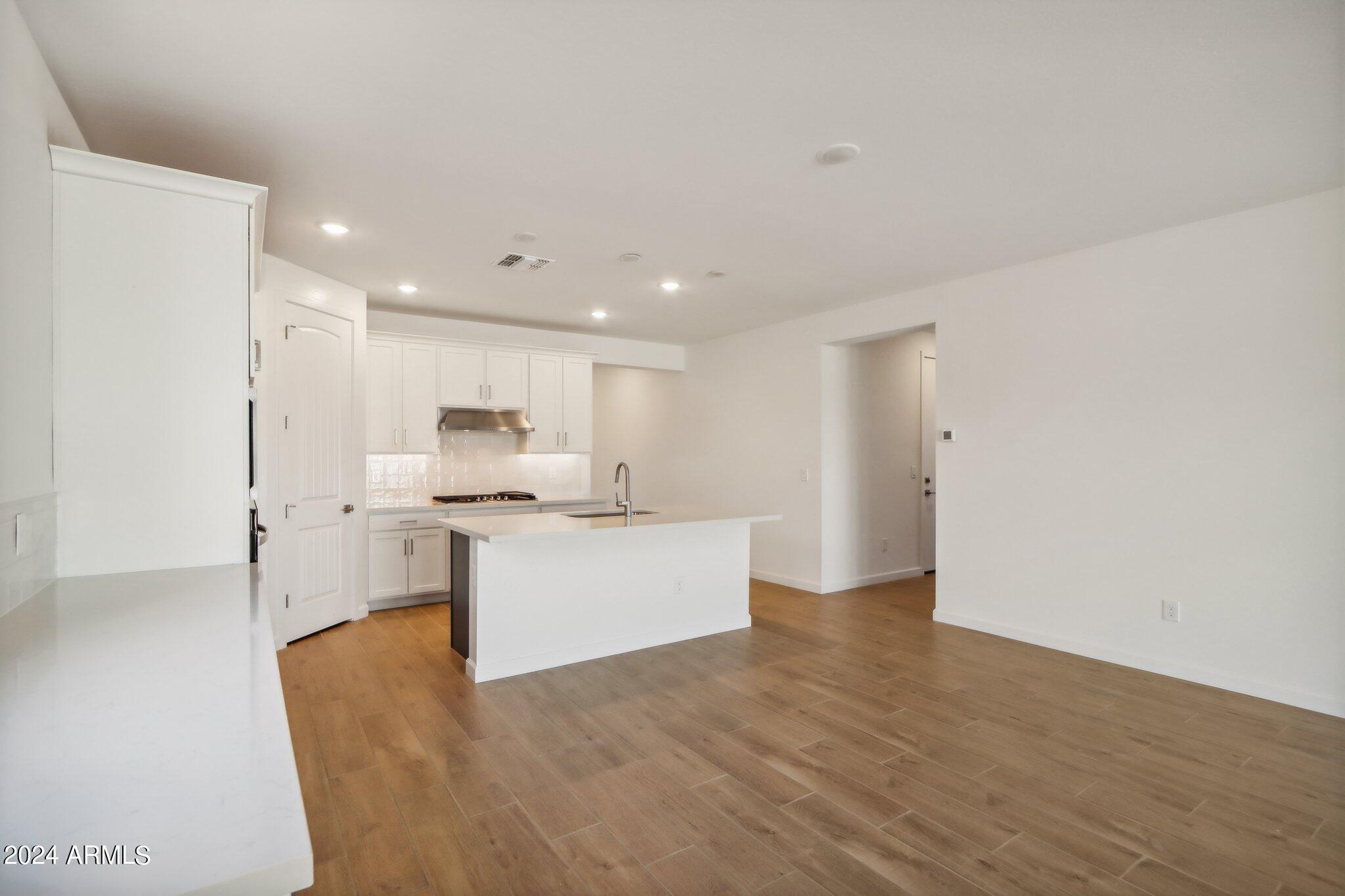 7704 W TETHER Trail
