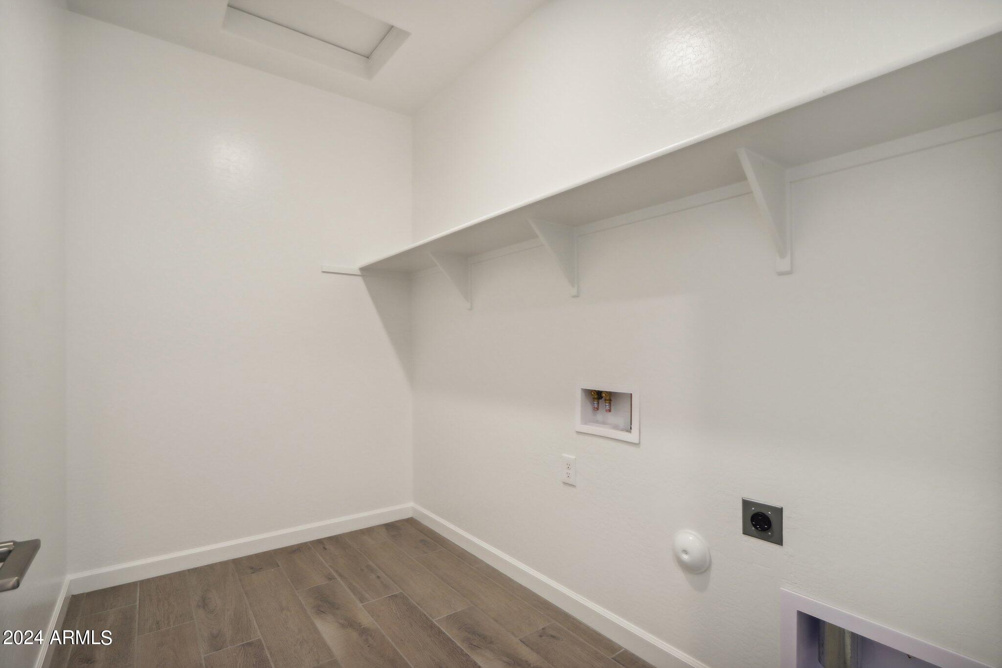 7704 W TETHER Trail