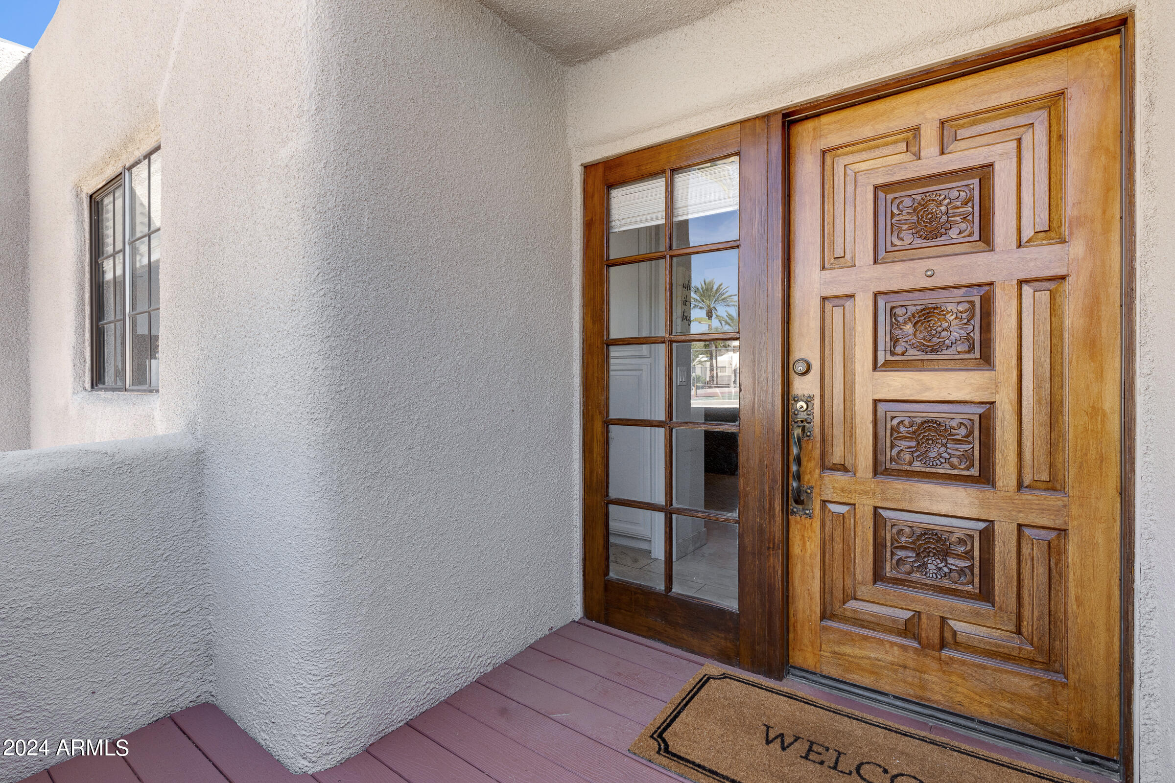 3043 E ROSE Lane