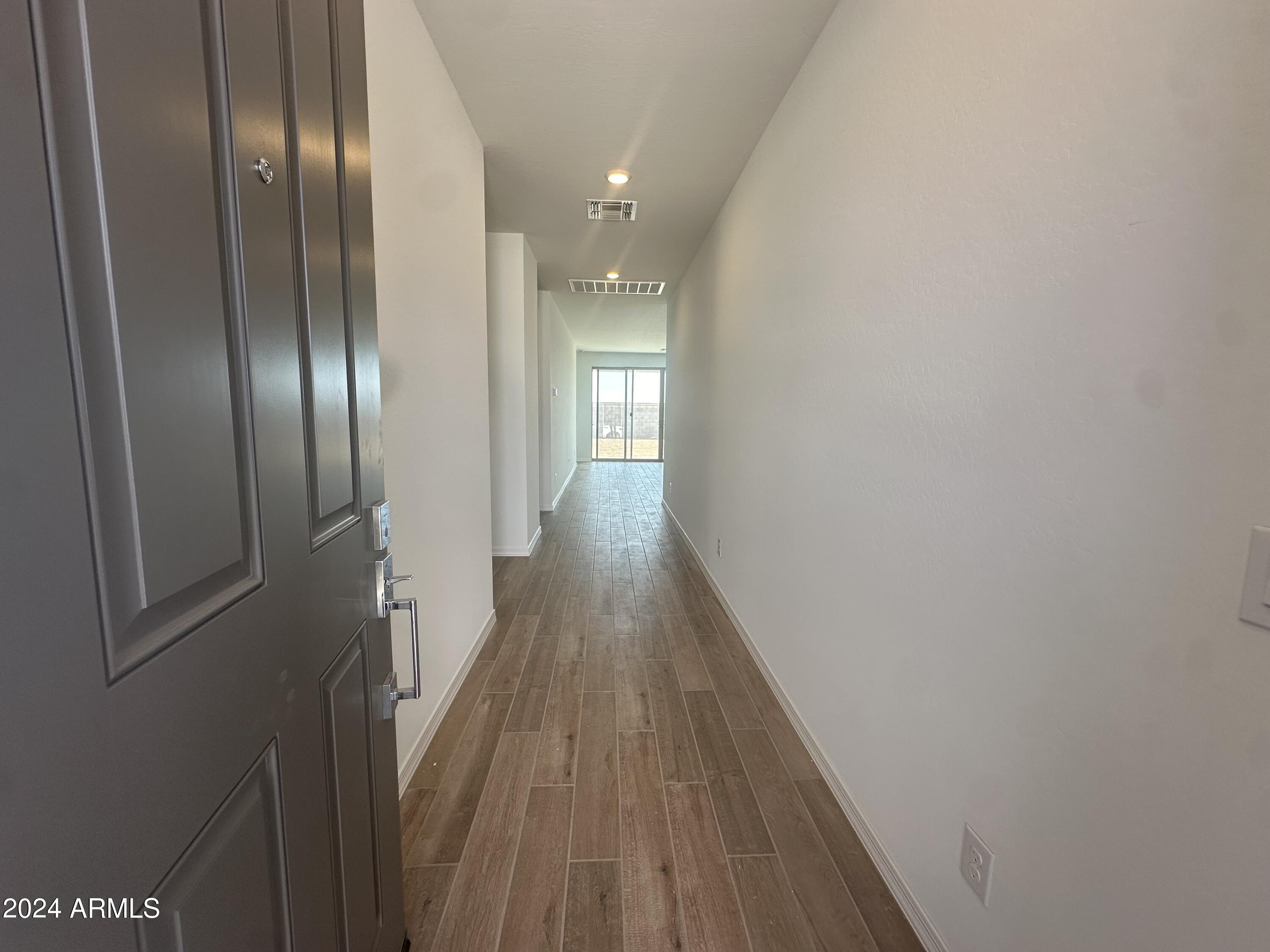 2415 E WAGON WHEEL Lane