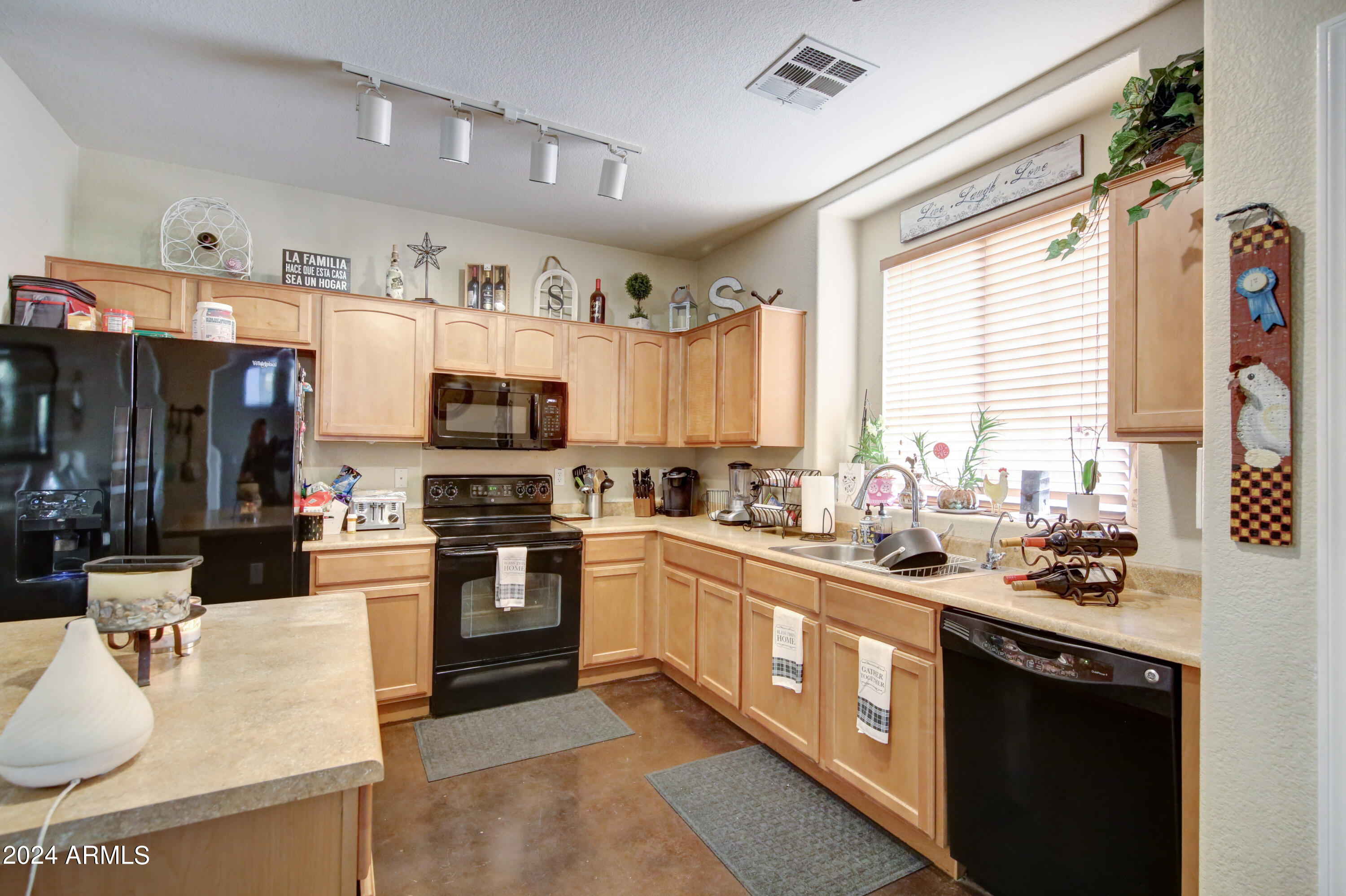 20013 N 49TH Drive